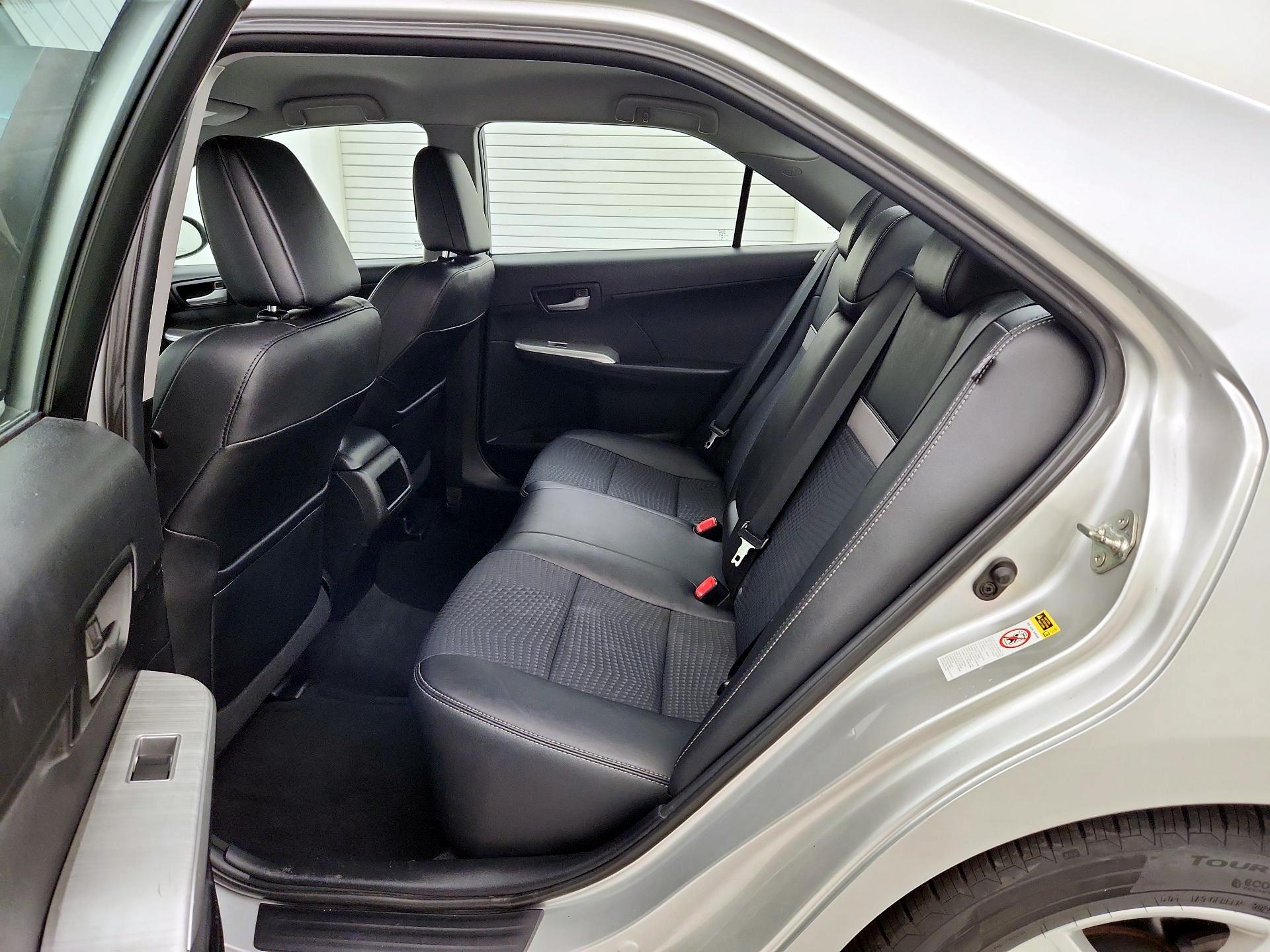 Thumbnail: 2014 Toyota Camry - 19