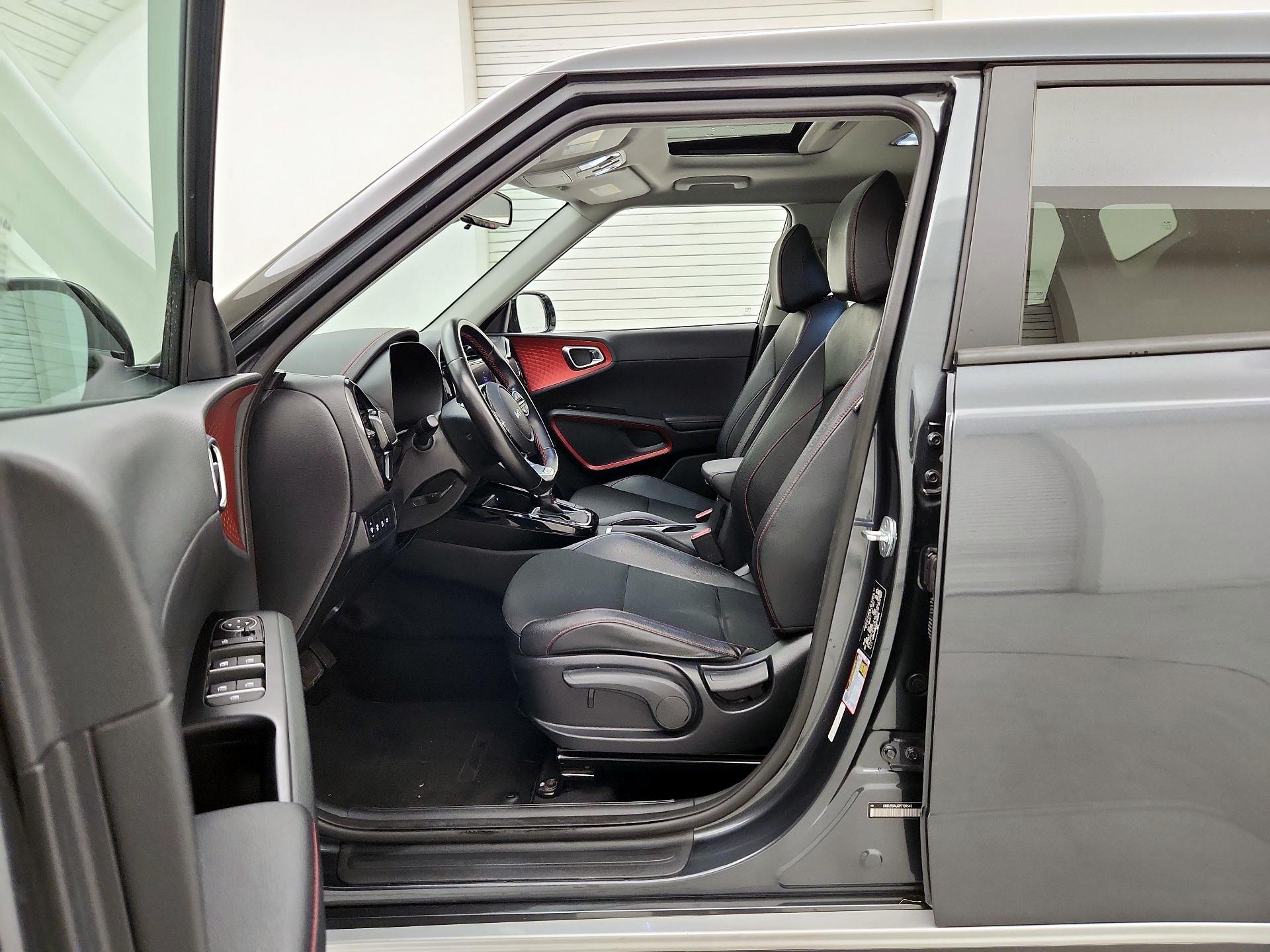 Thumbnail: 2023 Kia Soul - 11