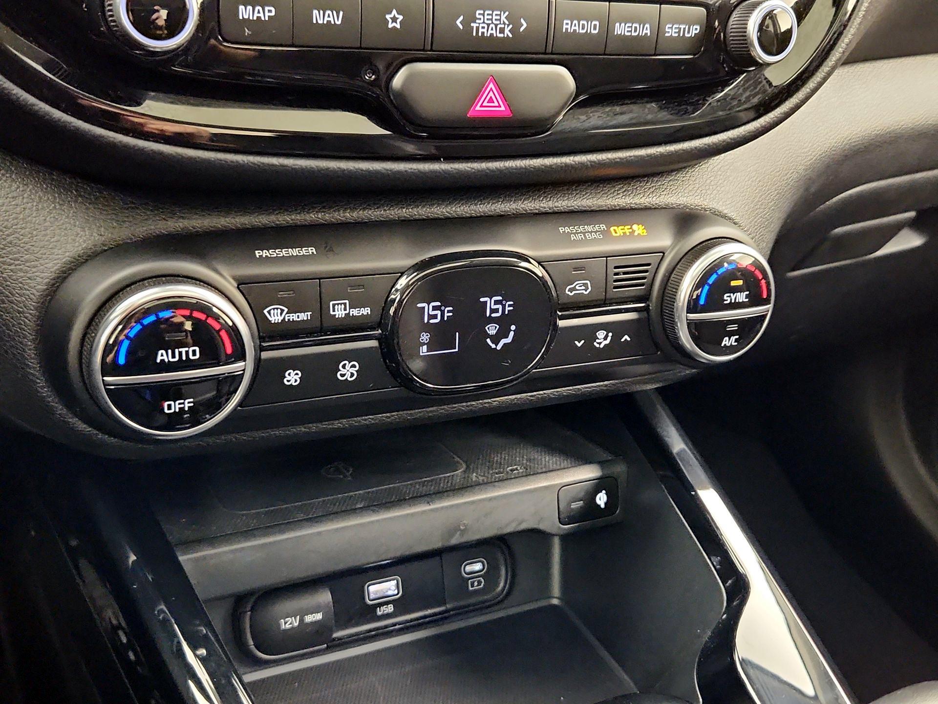 Thumbnail: 2023 Kia Soul - 17