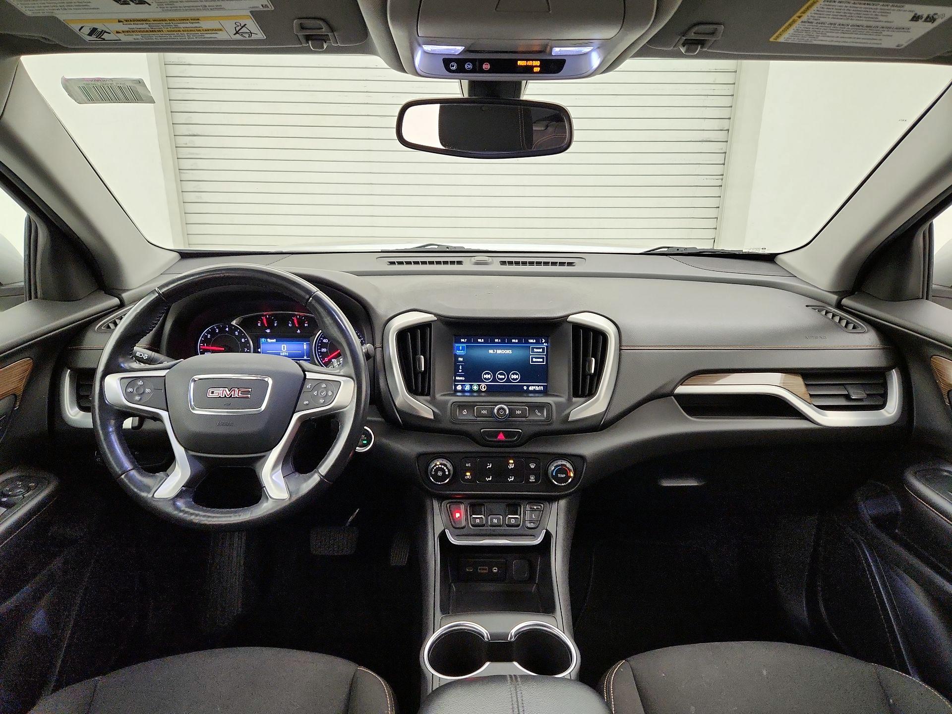 Thumbnail: 2019 GMC Terrain - 9