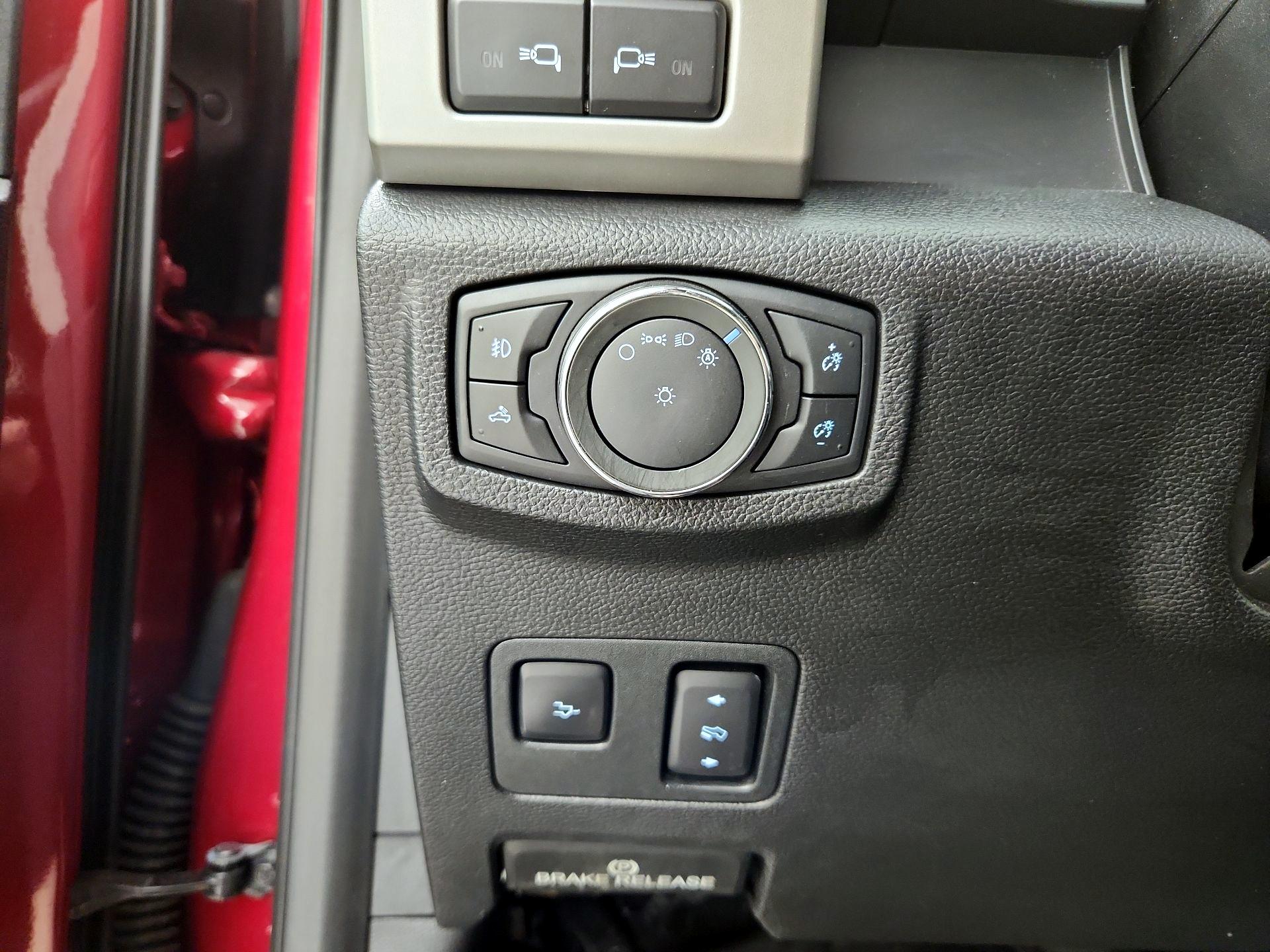 Thumbnail: 2019 Ford F-350 - 13