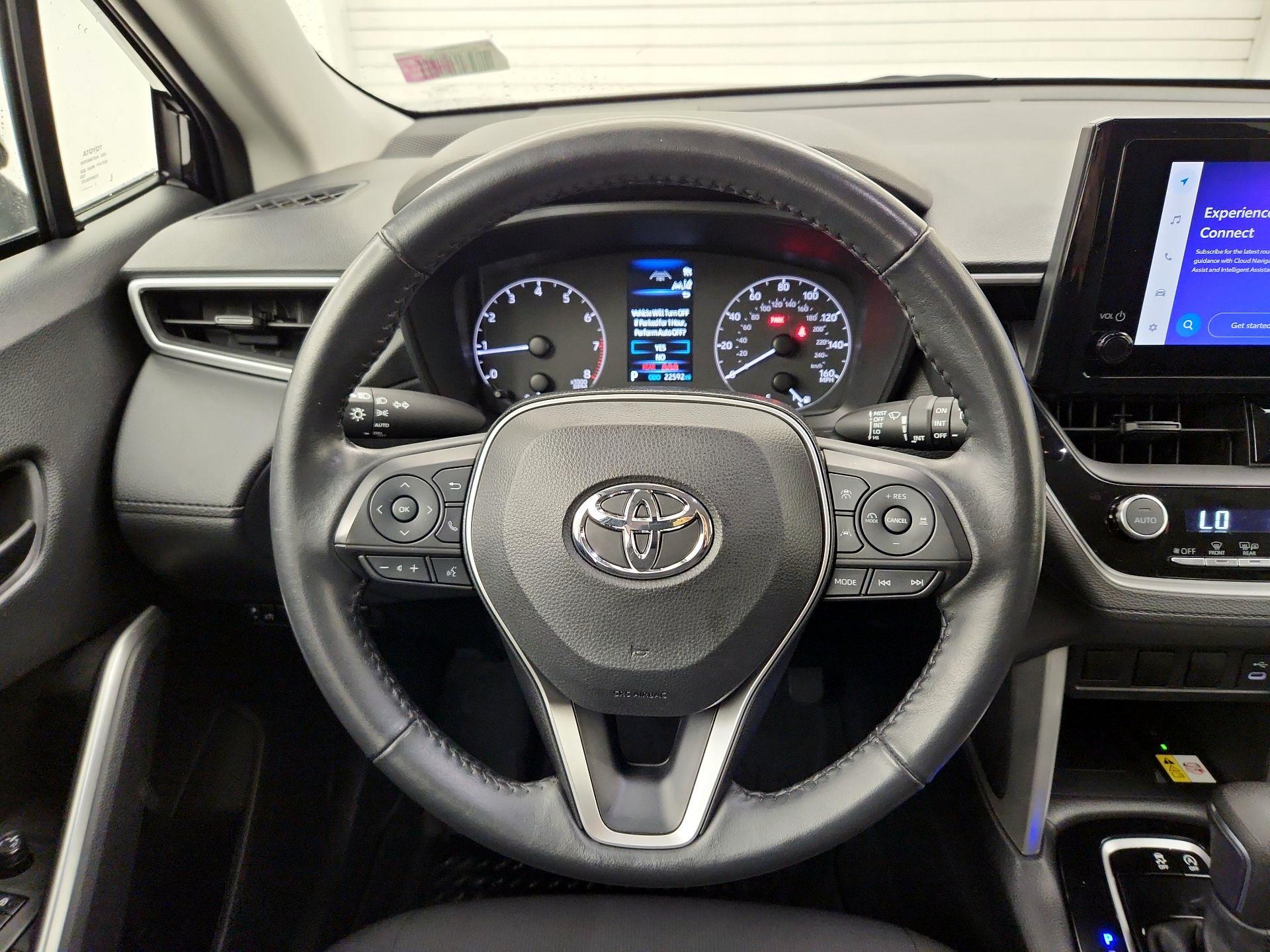 Thumbnail: 2023 Toyota Corolla Cross - 10