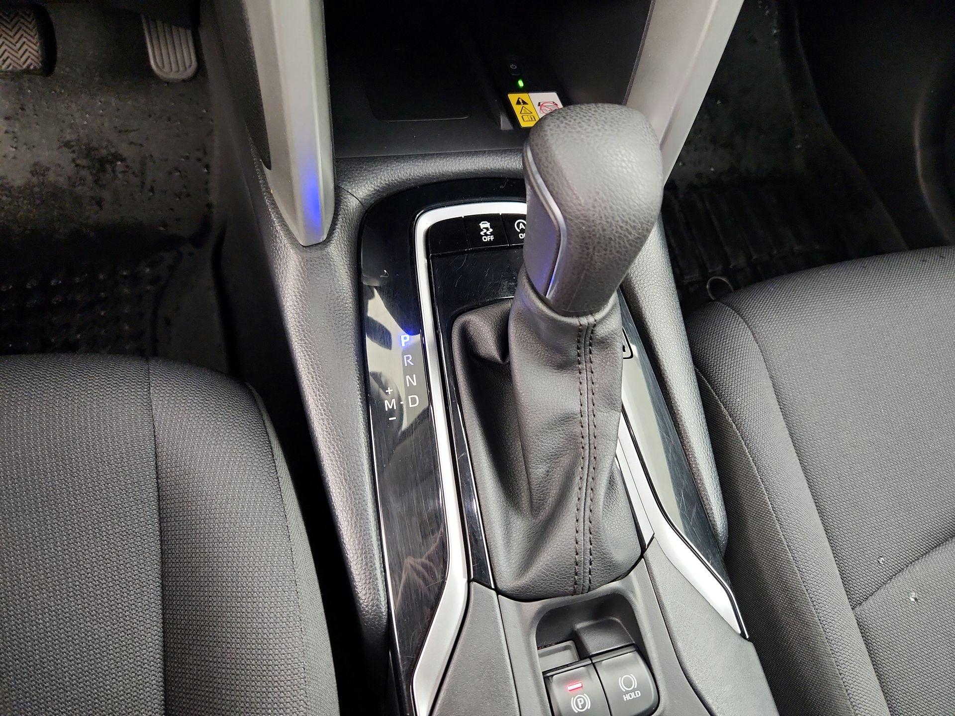 Thumbnail: 2023 Toyota Corolla Cross - 17