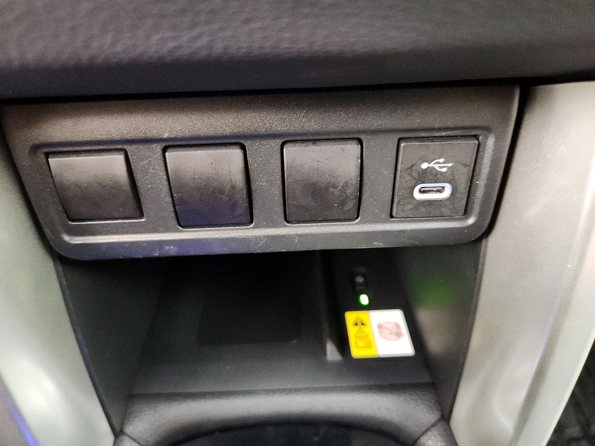 Thumbnail: 2023 Toyota Corolla Cross - 18