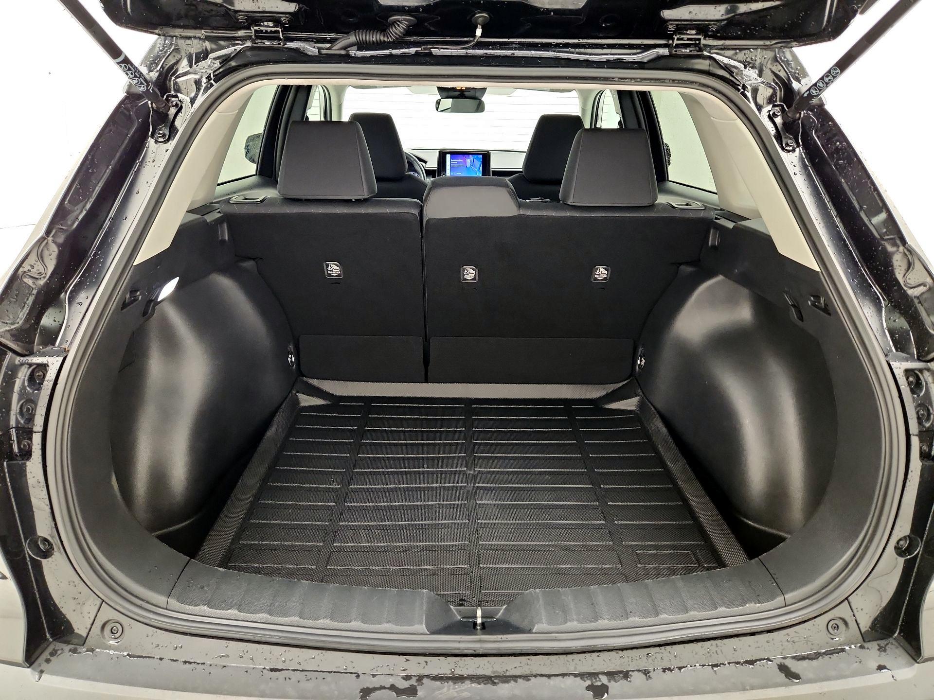 Thumbnail: 2023 Toyota Corolla Cross - 20