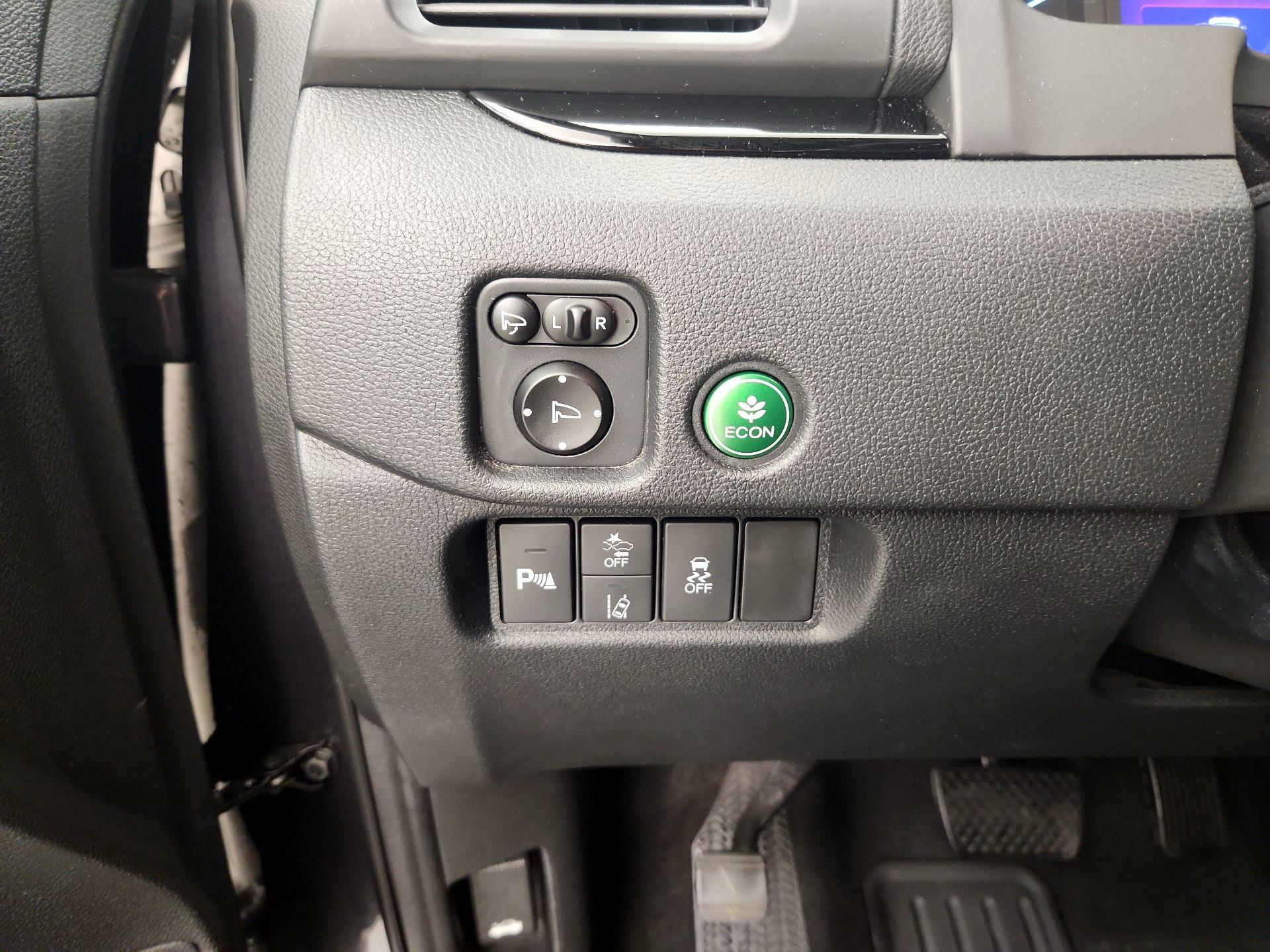 Thumbnail: 2020 Honda Passport - 13