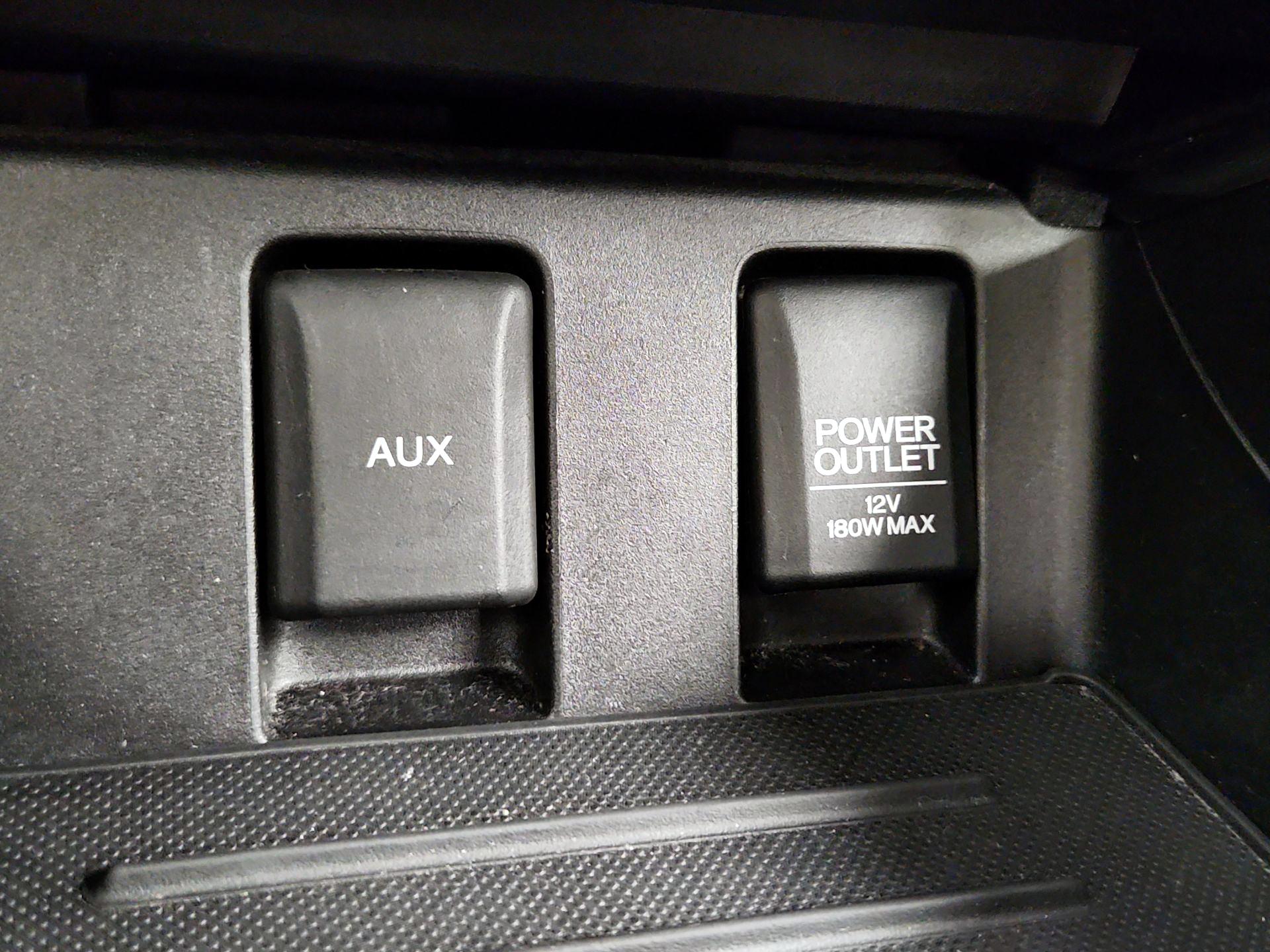 Thumbnail: 2015 Honda Civic - 18