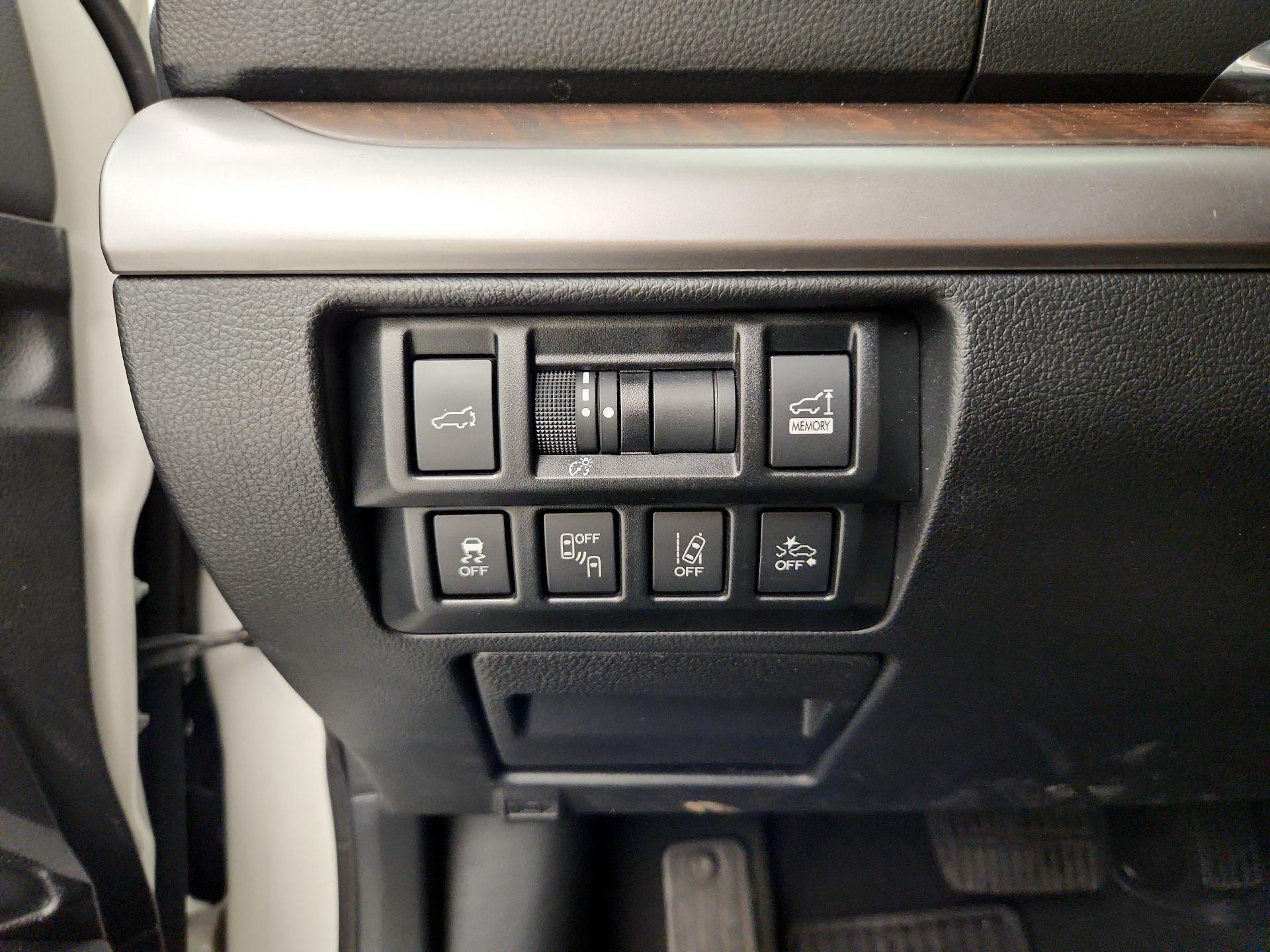 Thumbnail: 2019 Subaru Outback - 13