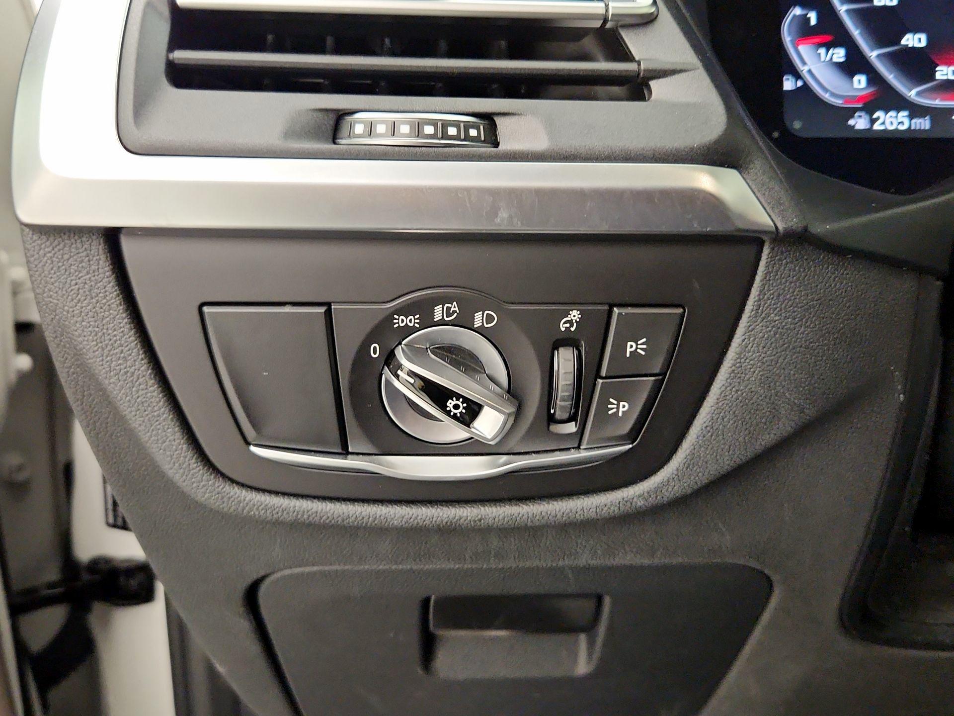 Thumbnail: 2023 BMW X3 - 13