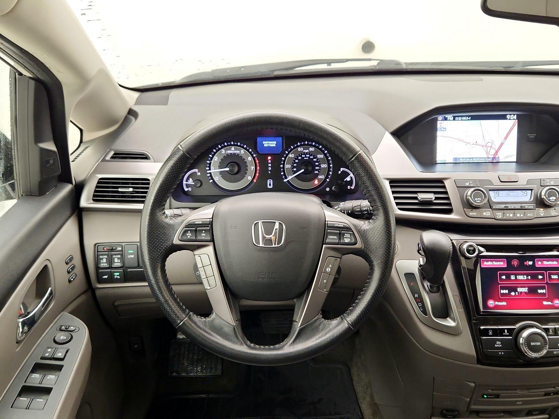 Thumbnail: 2015 Honda Odyssey - 10