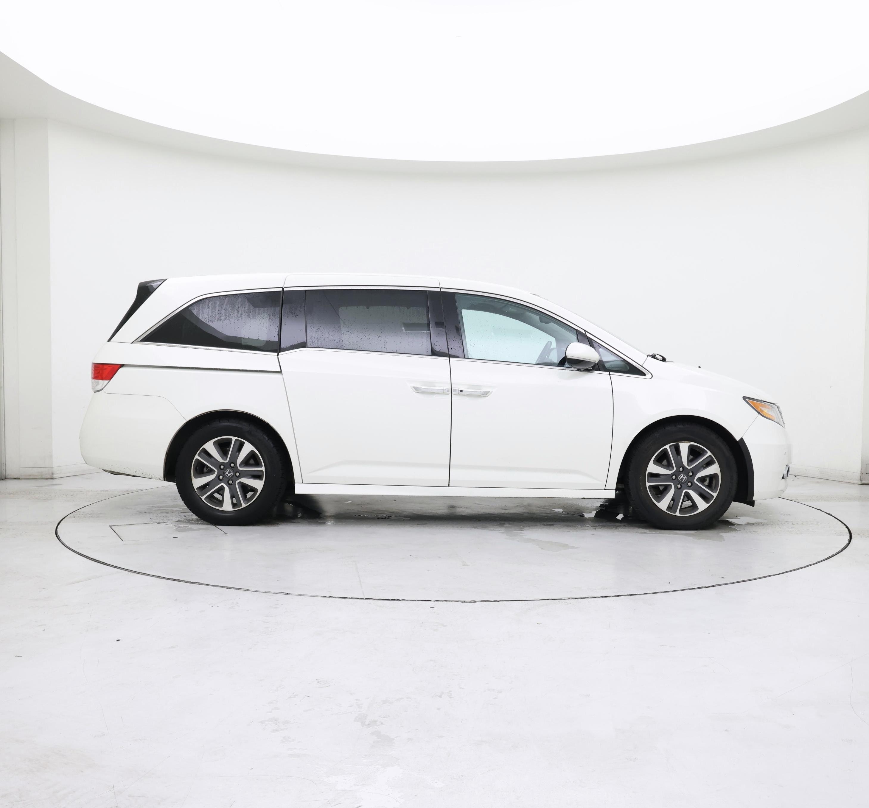Thumbnail: 2015 Honda Odyssey - 7