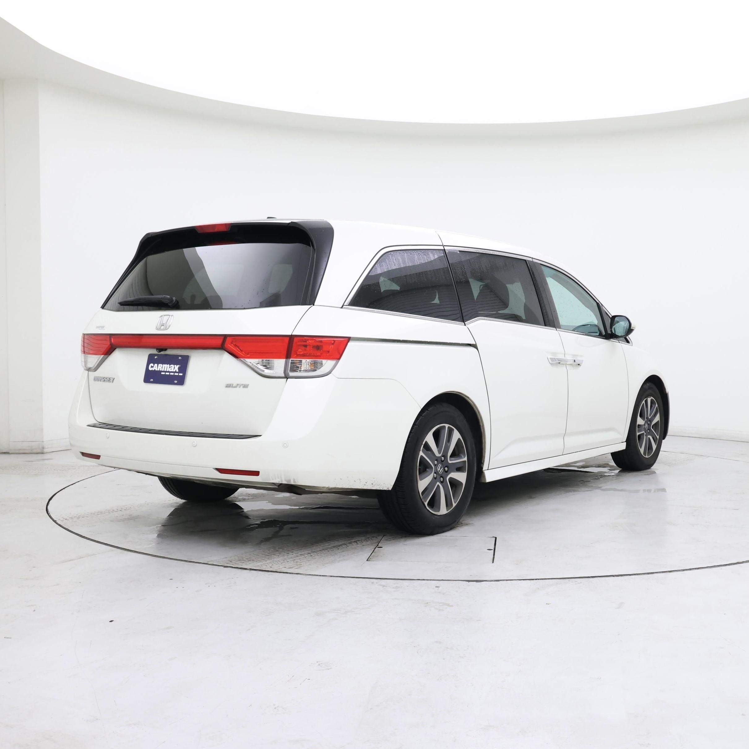 Thumbnail: 2015 Honda Odyssey - 8