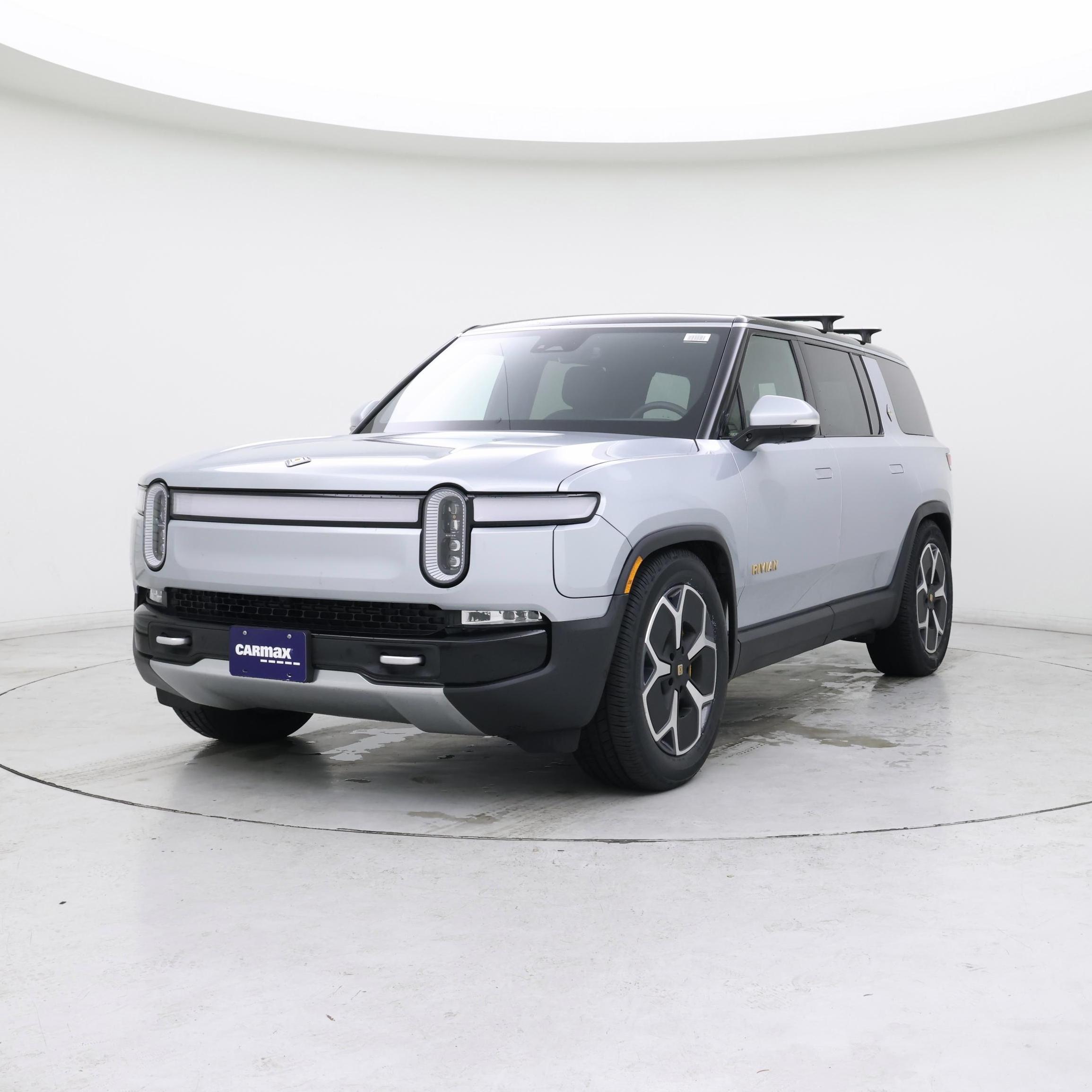 Thumbnail: 2024 Rivian R1S - 4