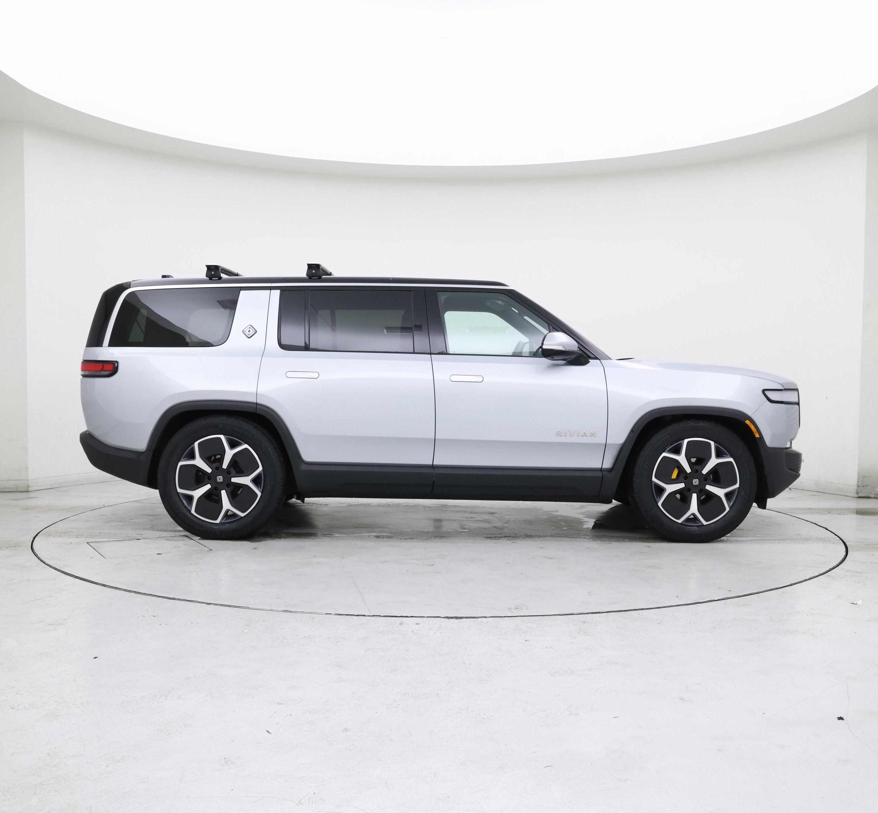 Thumbnail: 2024 Rivian R1S - 7