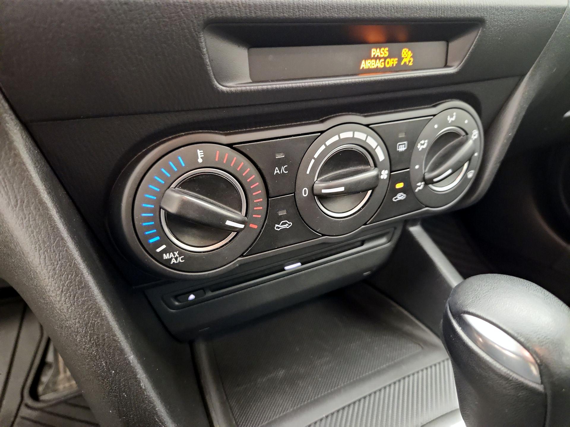 Thumbnail: 2014 Mazda Mazda3 - 15