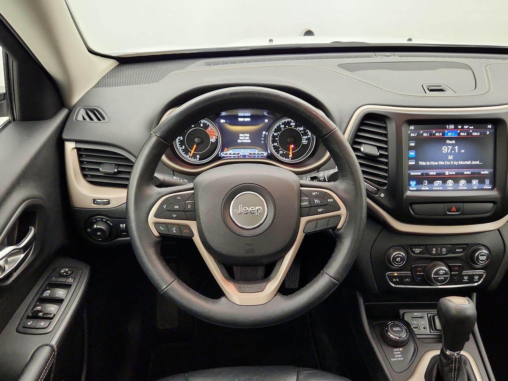 Thumbnail: 2016 Jeep Cherokee - 10