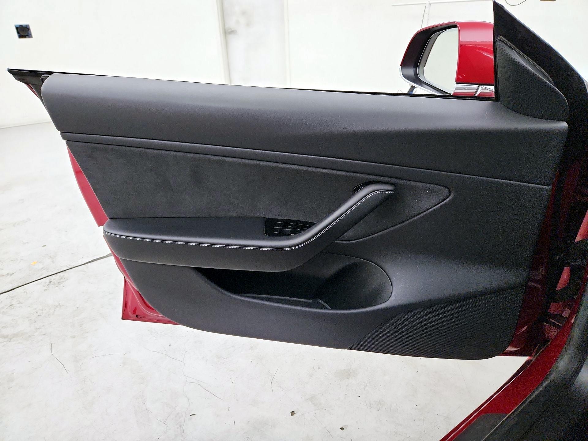 Thumbnail: 2019 Tesla Model 3 - 12