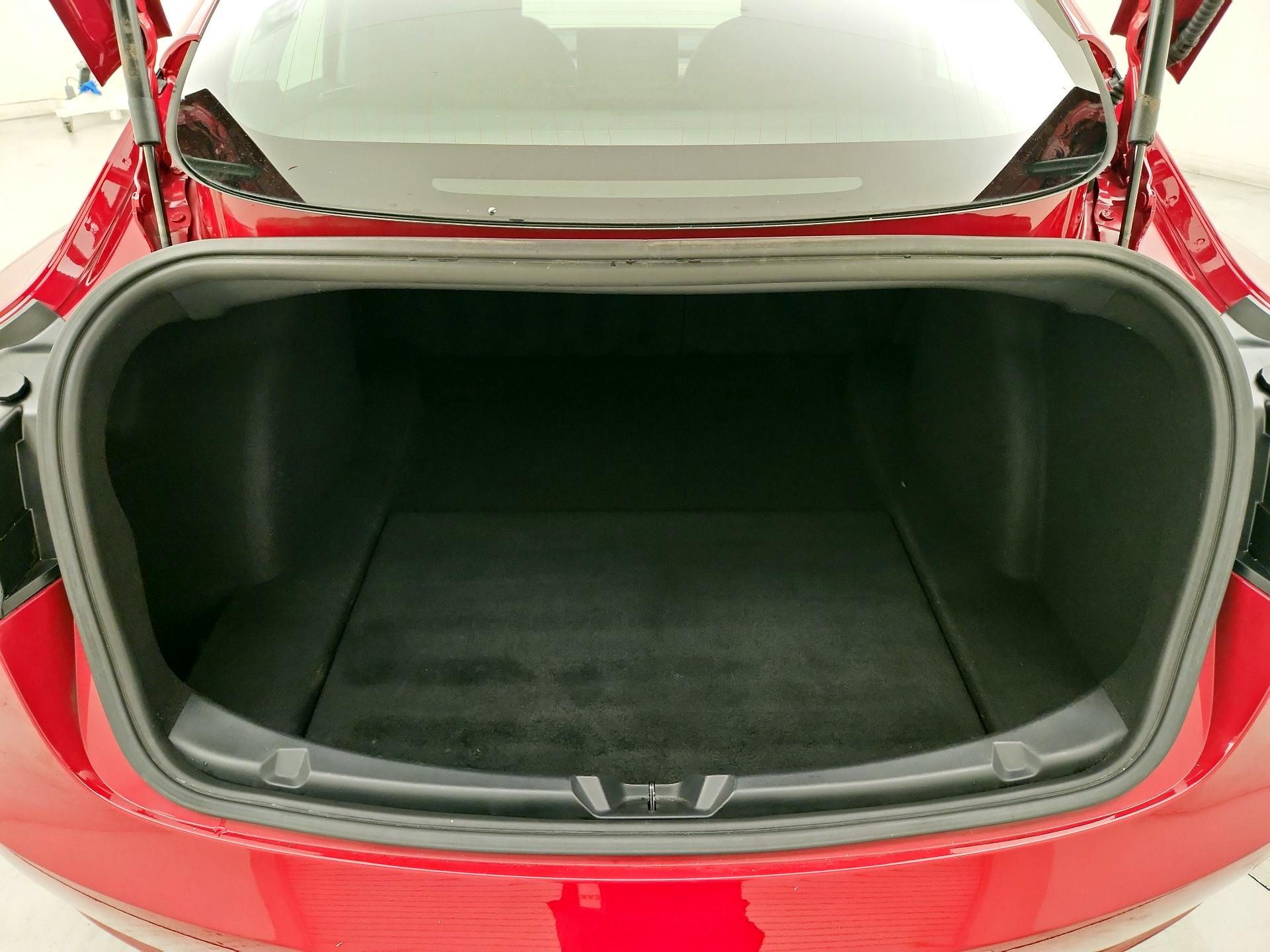 Thumbnail: 2019 Tesla Model 3 - 20