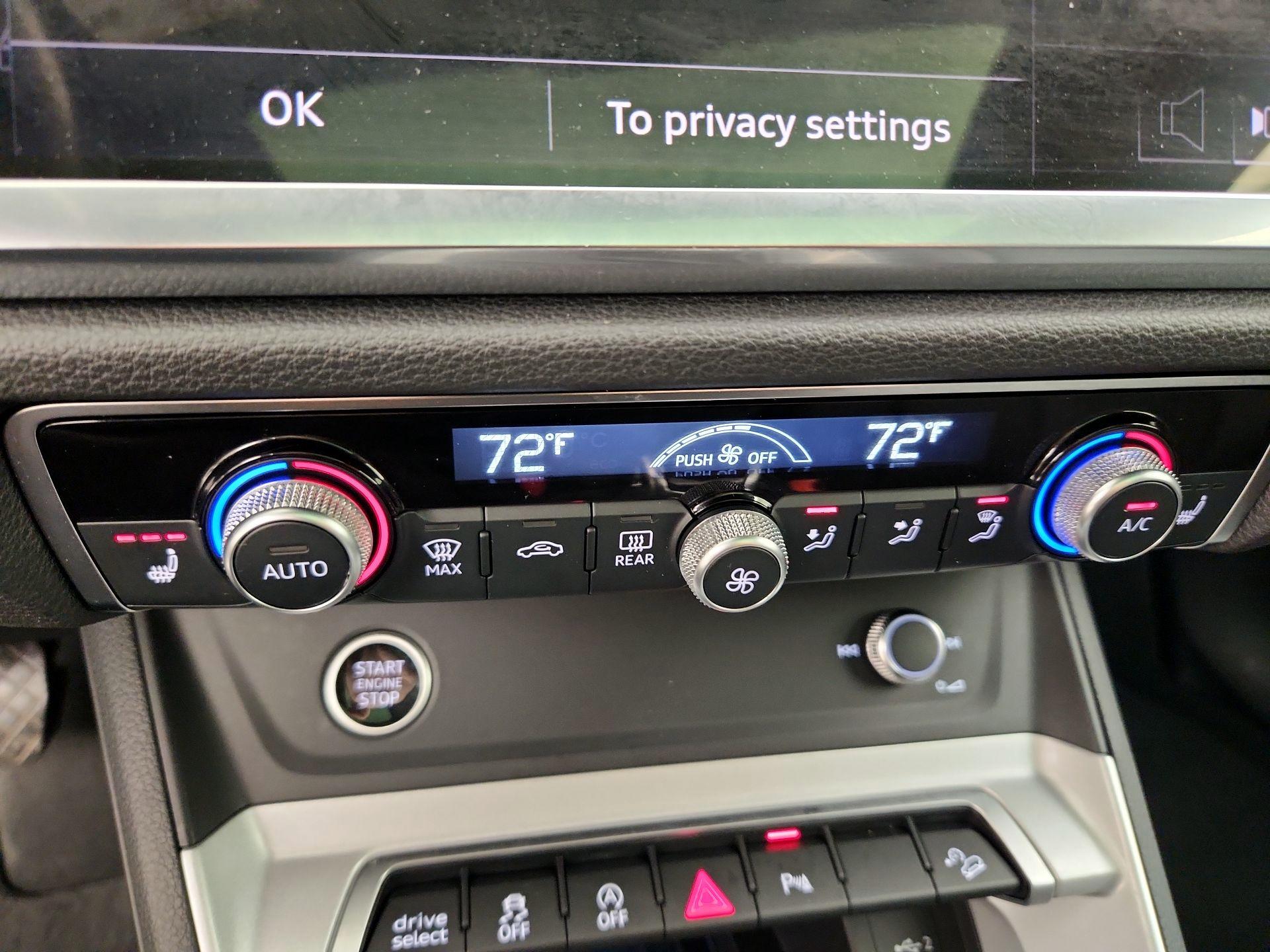 Thumbnail: 2024 Audi Q3 - 16