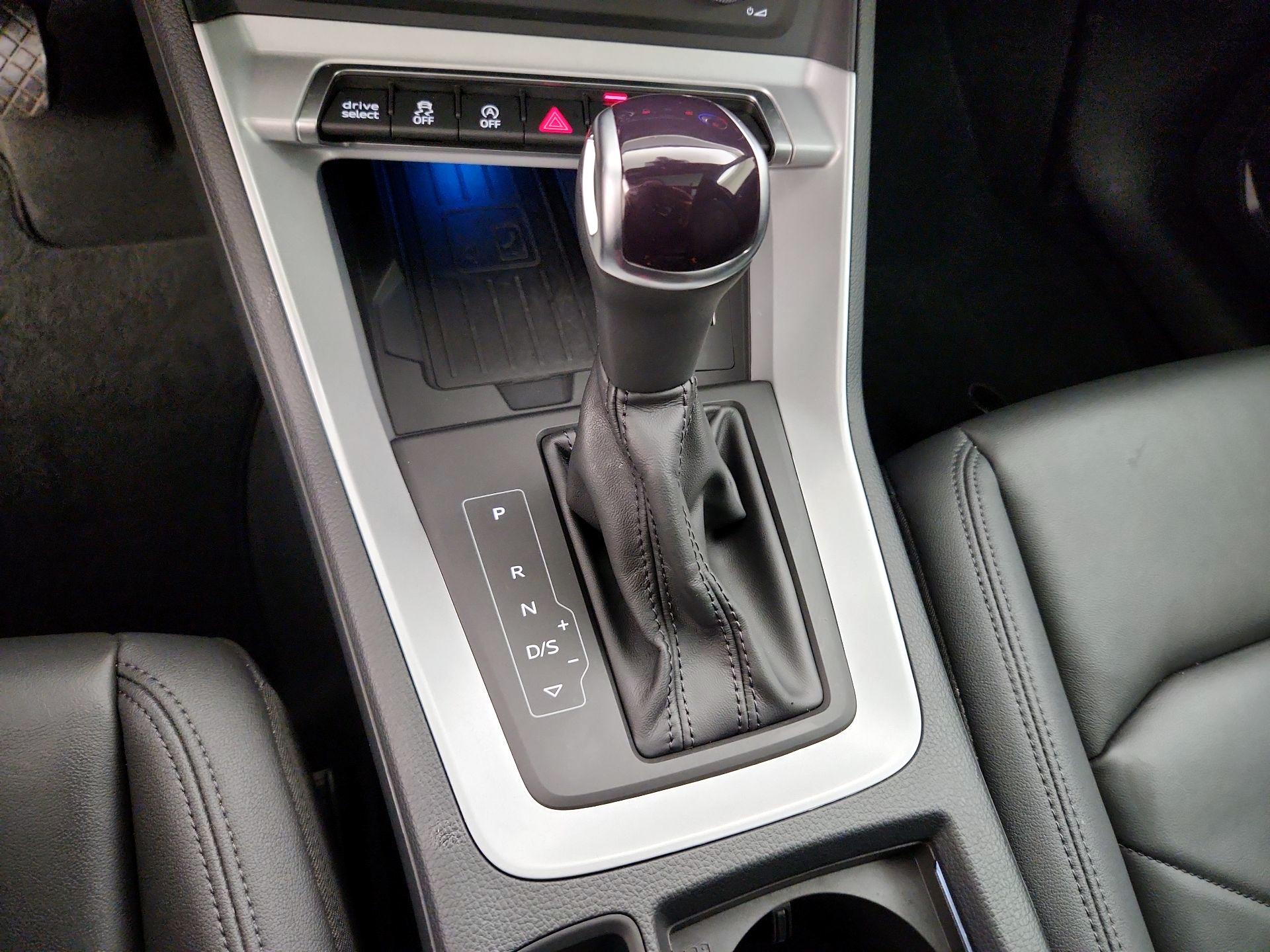 Thumbnail: 2024 Audi Q3 - 17