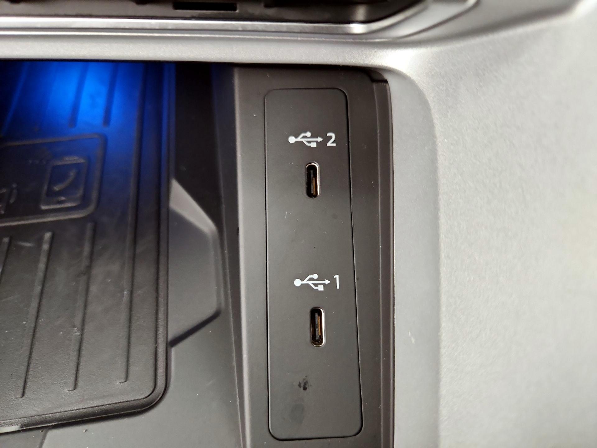 Thumbnail: 2024 Audi Q3 - 18