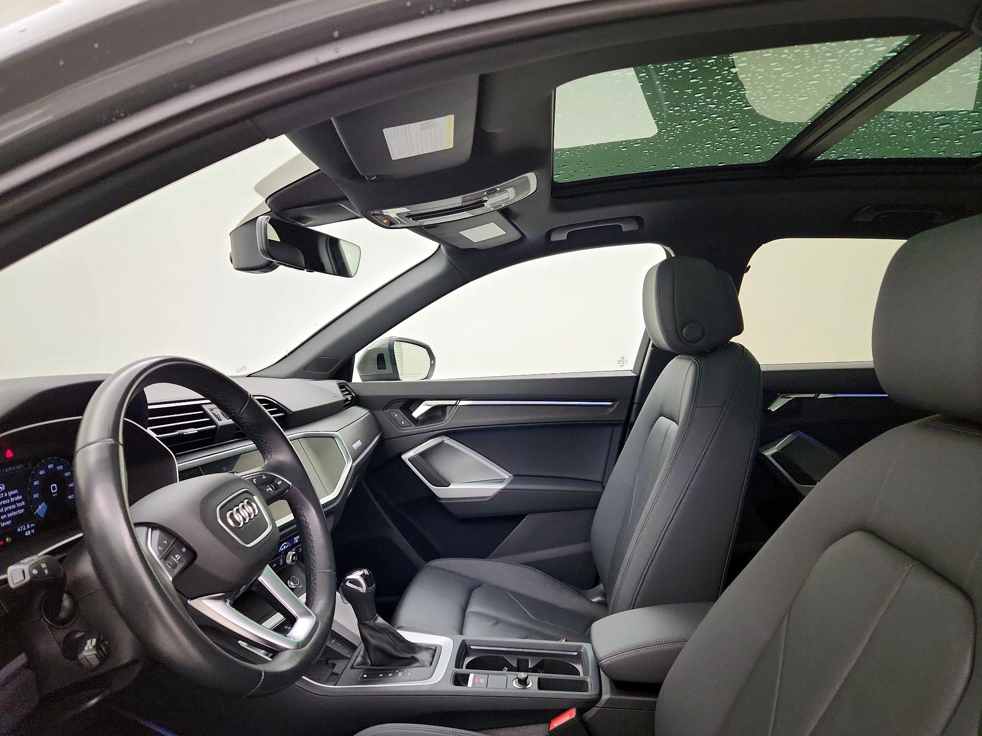 Thumbnail: 2024 Audi Q3 - 19