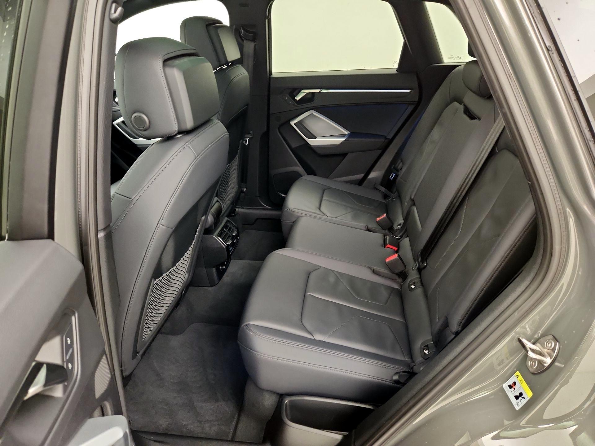 Thumbnail: 2024 Audi Q3 - 20