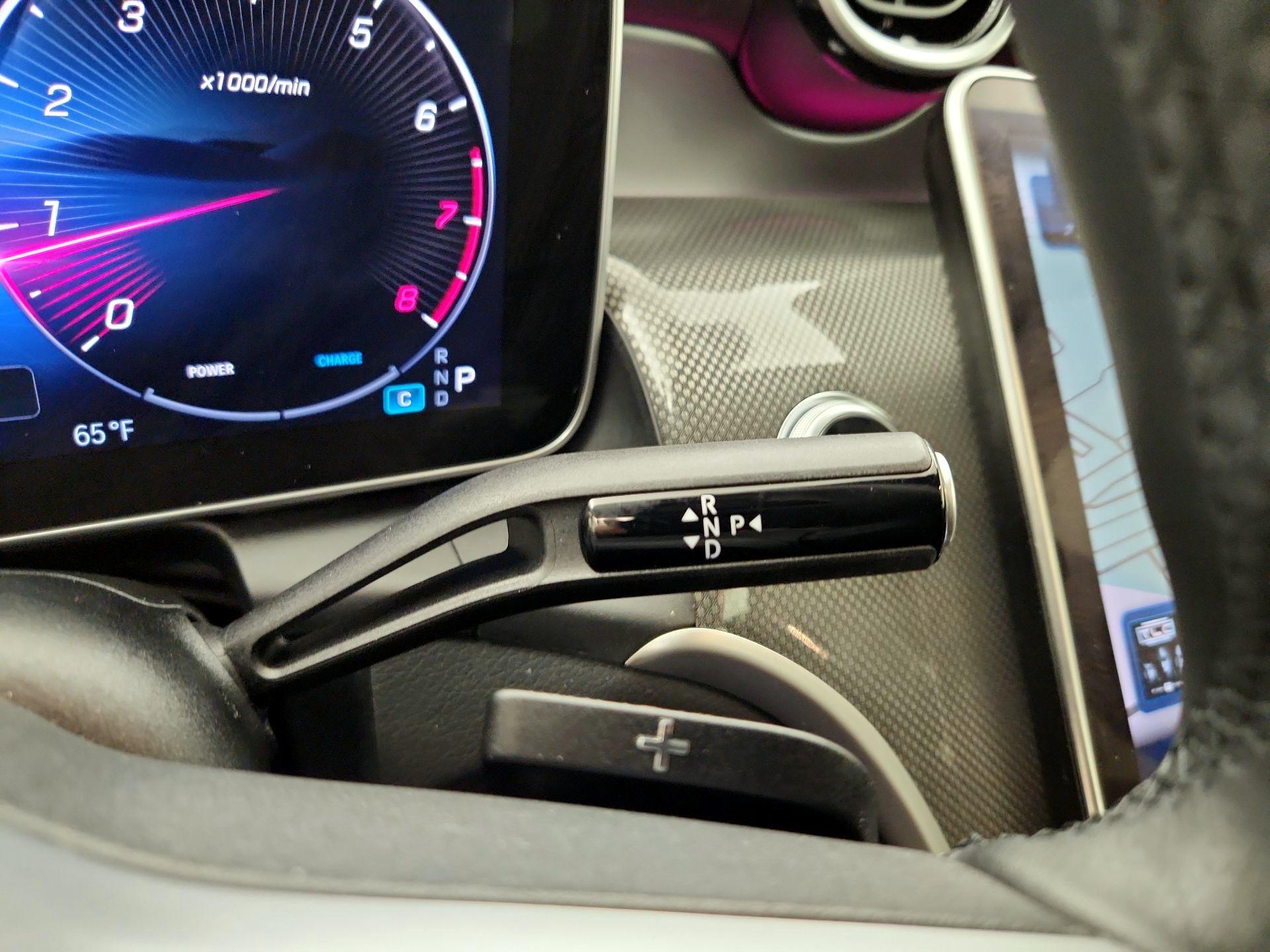 Thumbnail: 2024 Mercedes-Benz GLC - 18