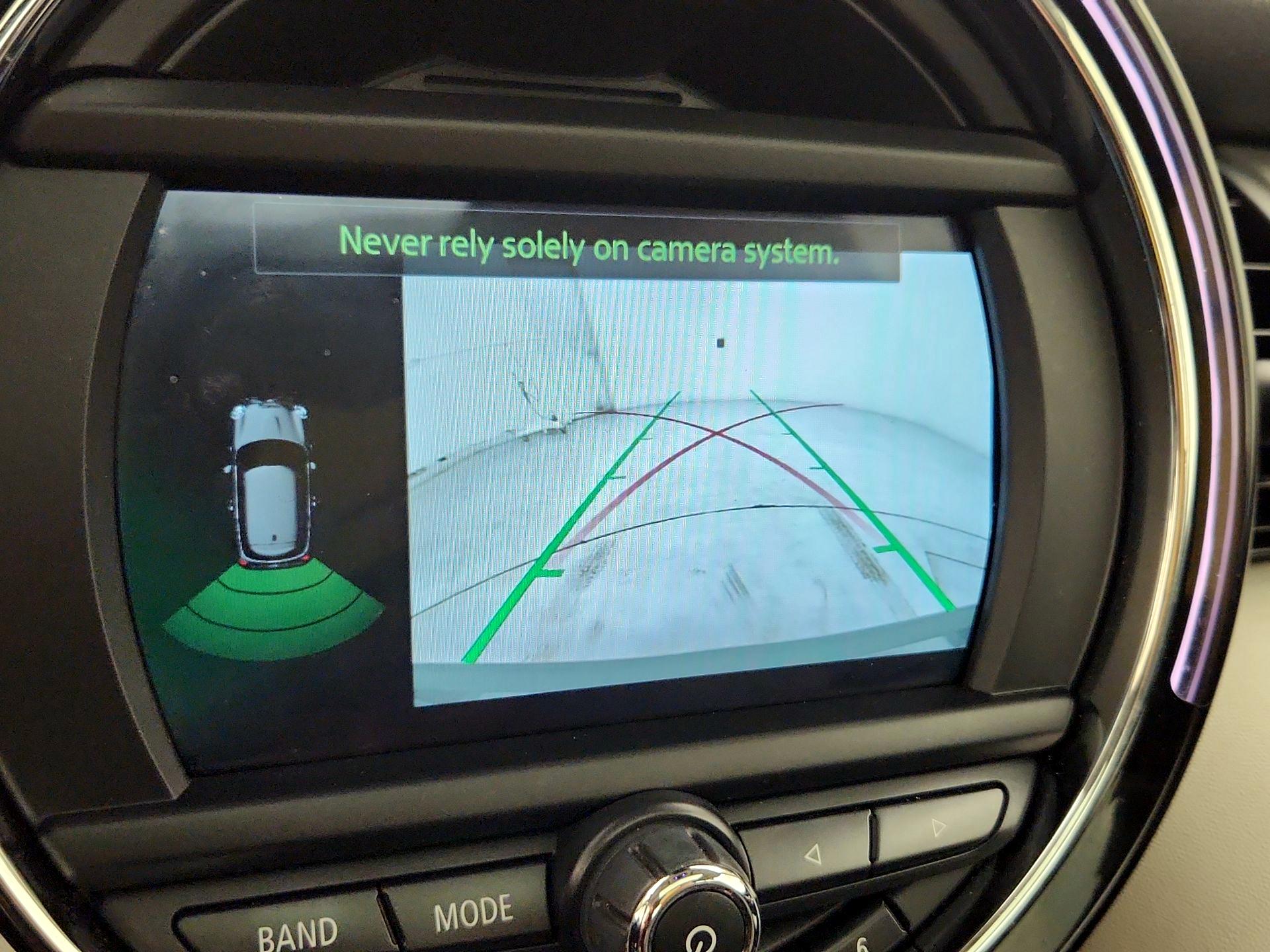 Thumbnail: 2021 MINI Cooper Hardtop - 14