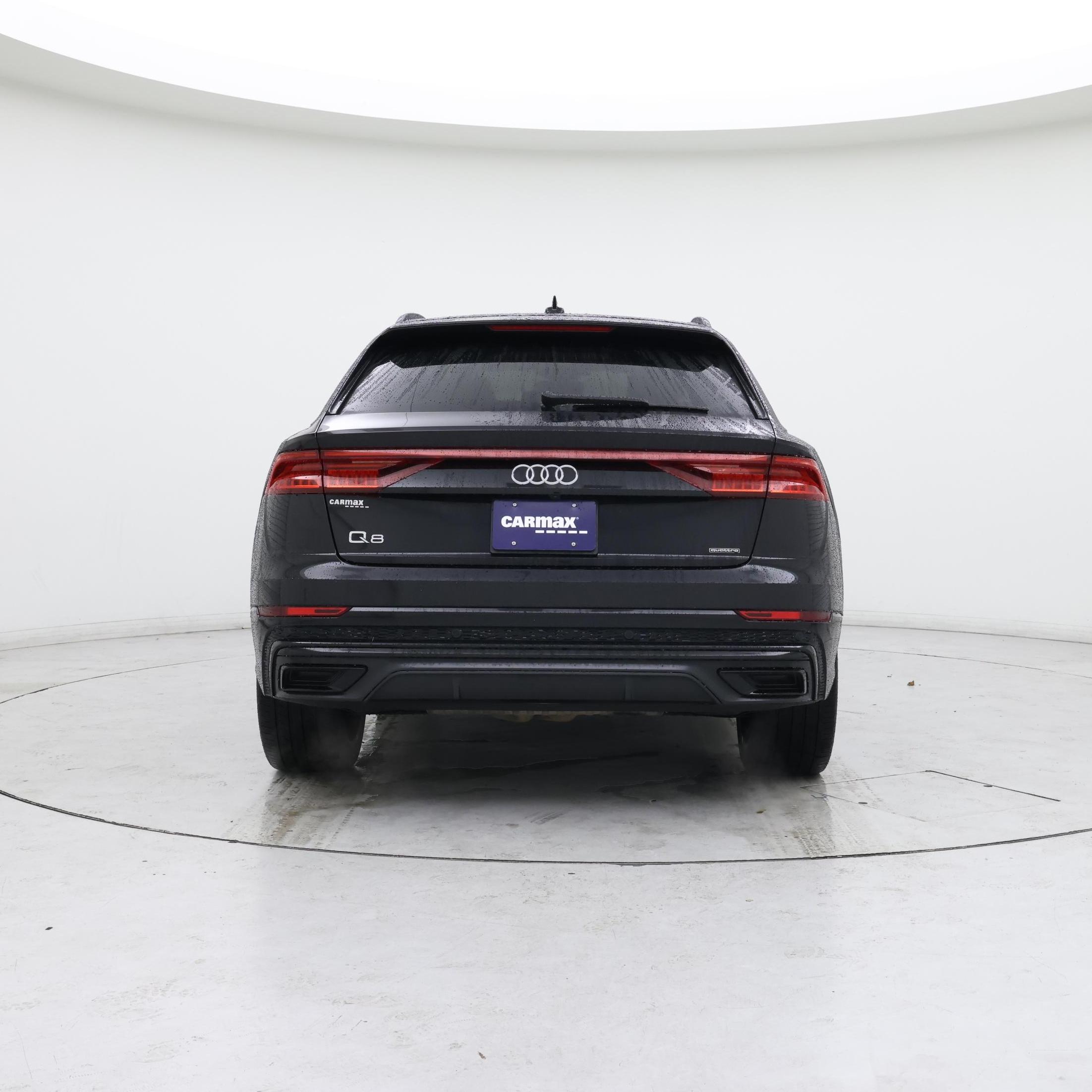 Thumbnail: 2021 Audi Q8 - 6