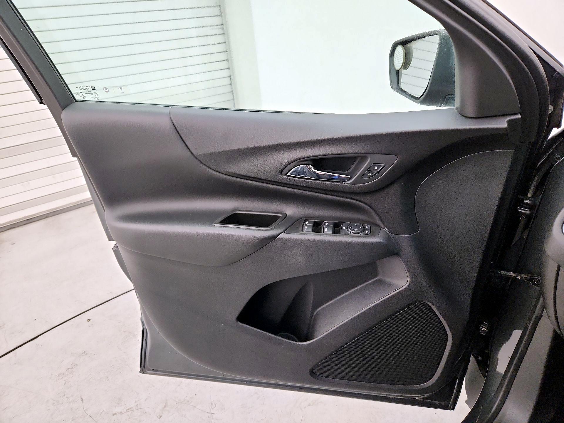 Thumbnail: 2021 Chevrolet Equinox - 12