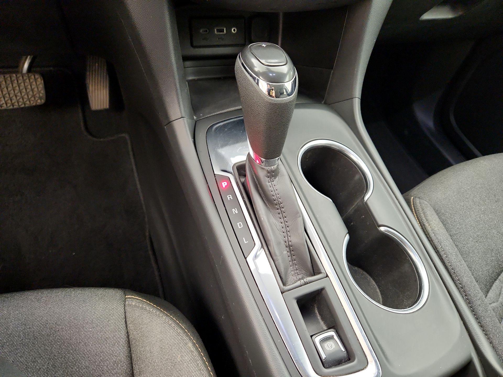 Thumbnail: 2021 Chevrolet Equinox - 17