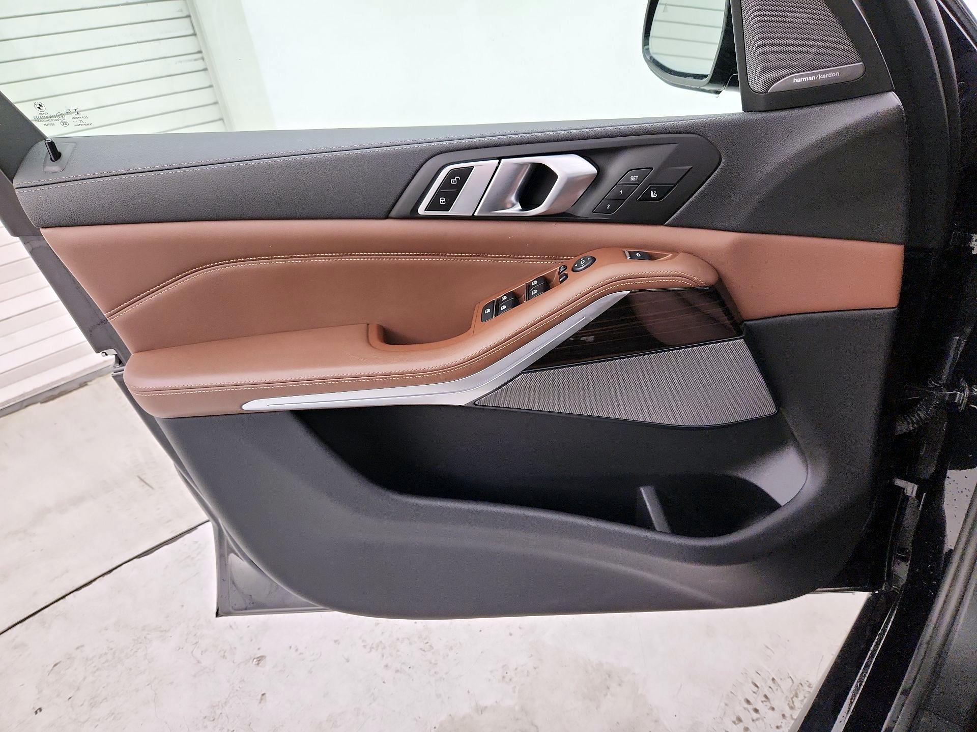 Thumbnail: 2021 BMW X5 - 12