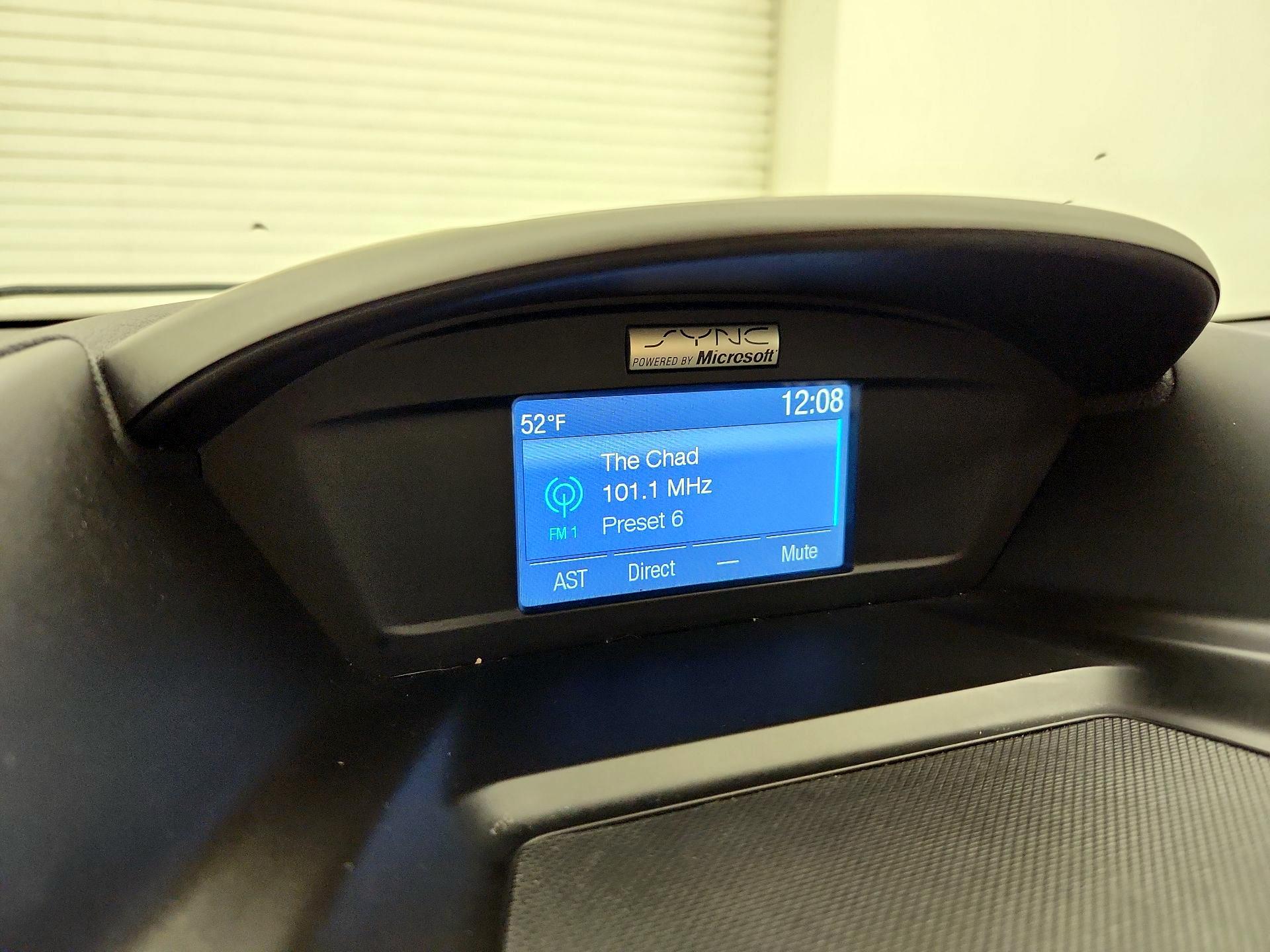 Thumbnail: 2015 Ford Escape - 15