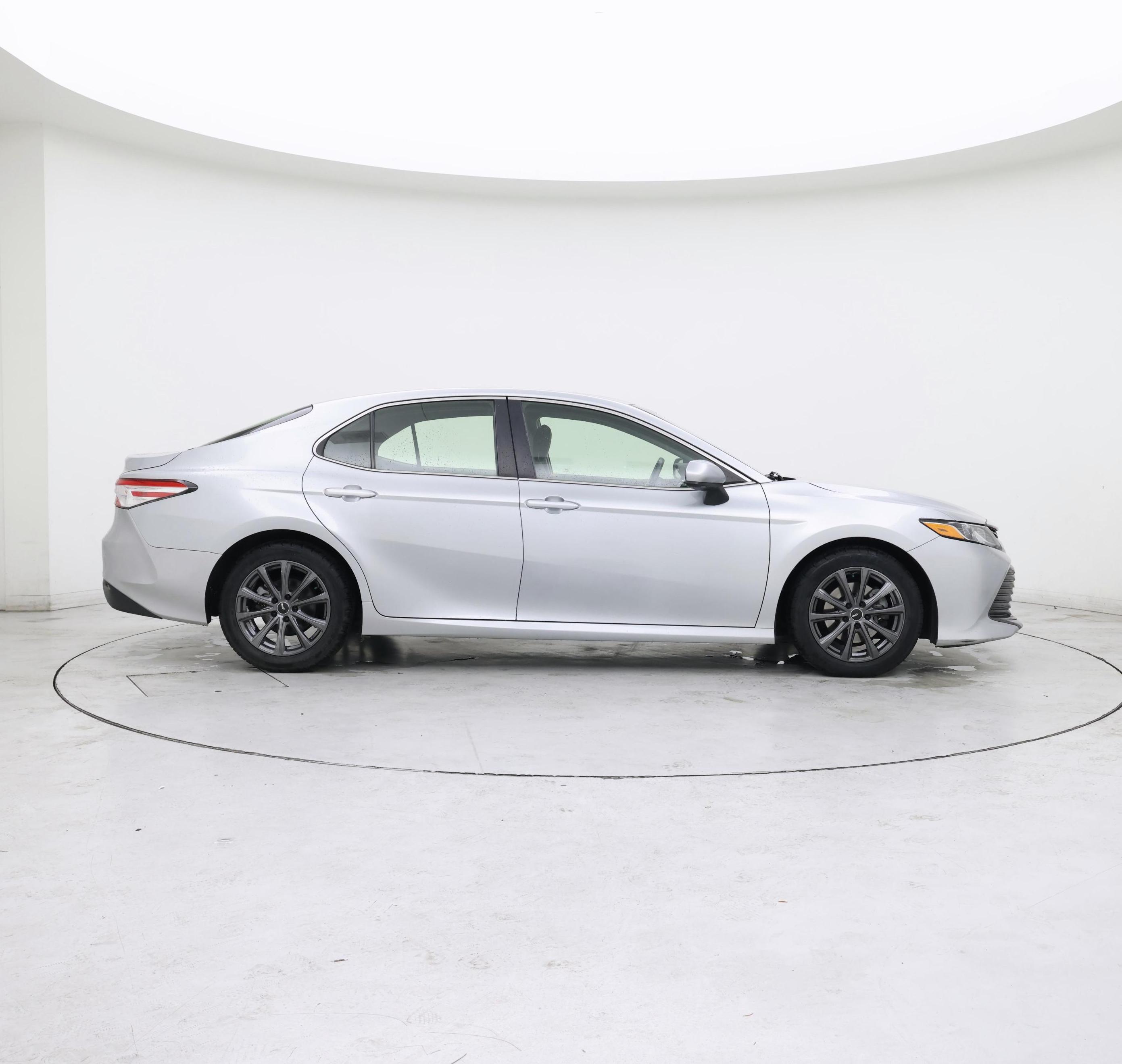 Thumbnail: 2018 Toyota Camry - 7