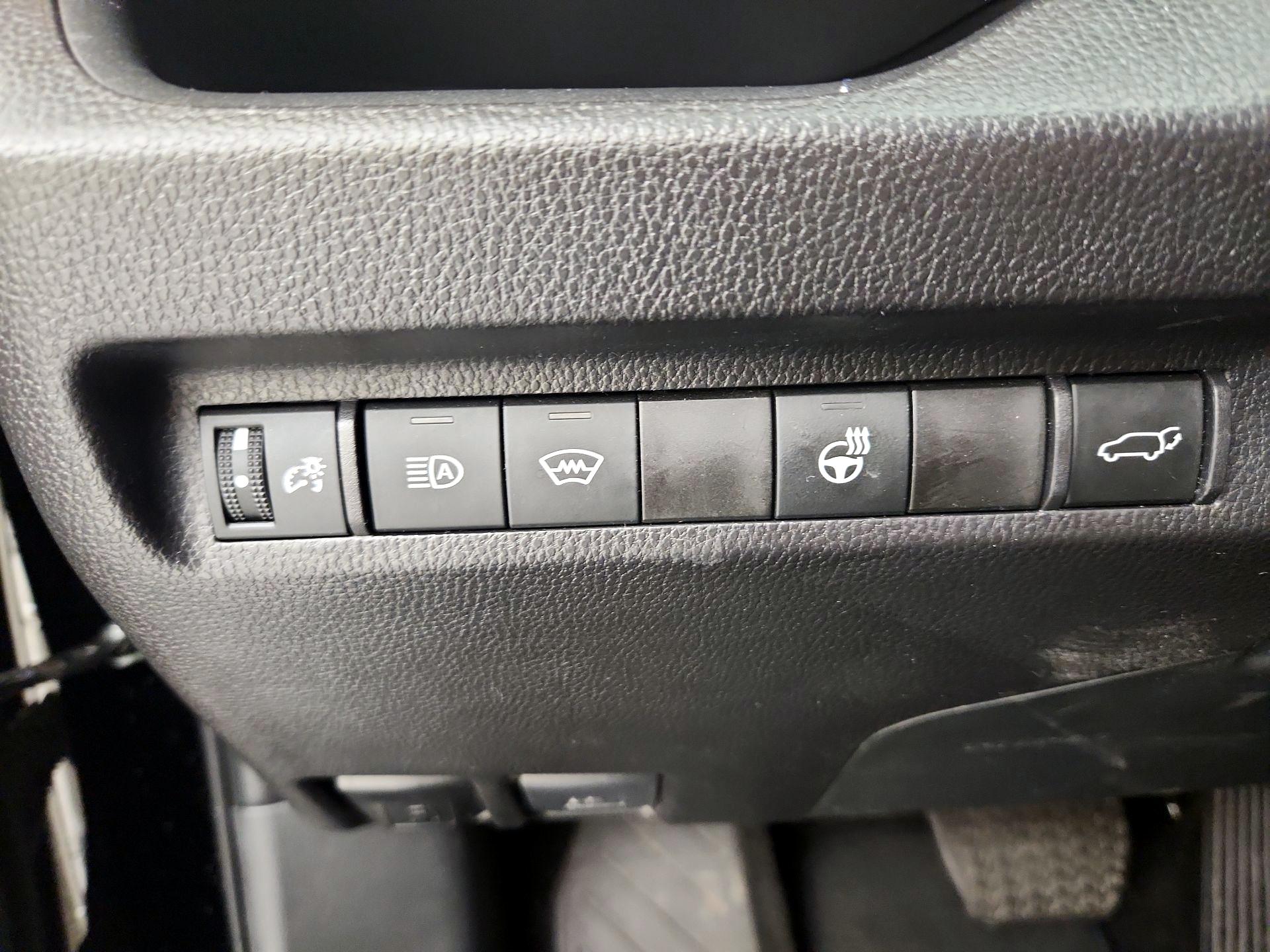 Thumbnail: 2025 Toyota RAV4 - 13