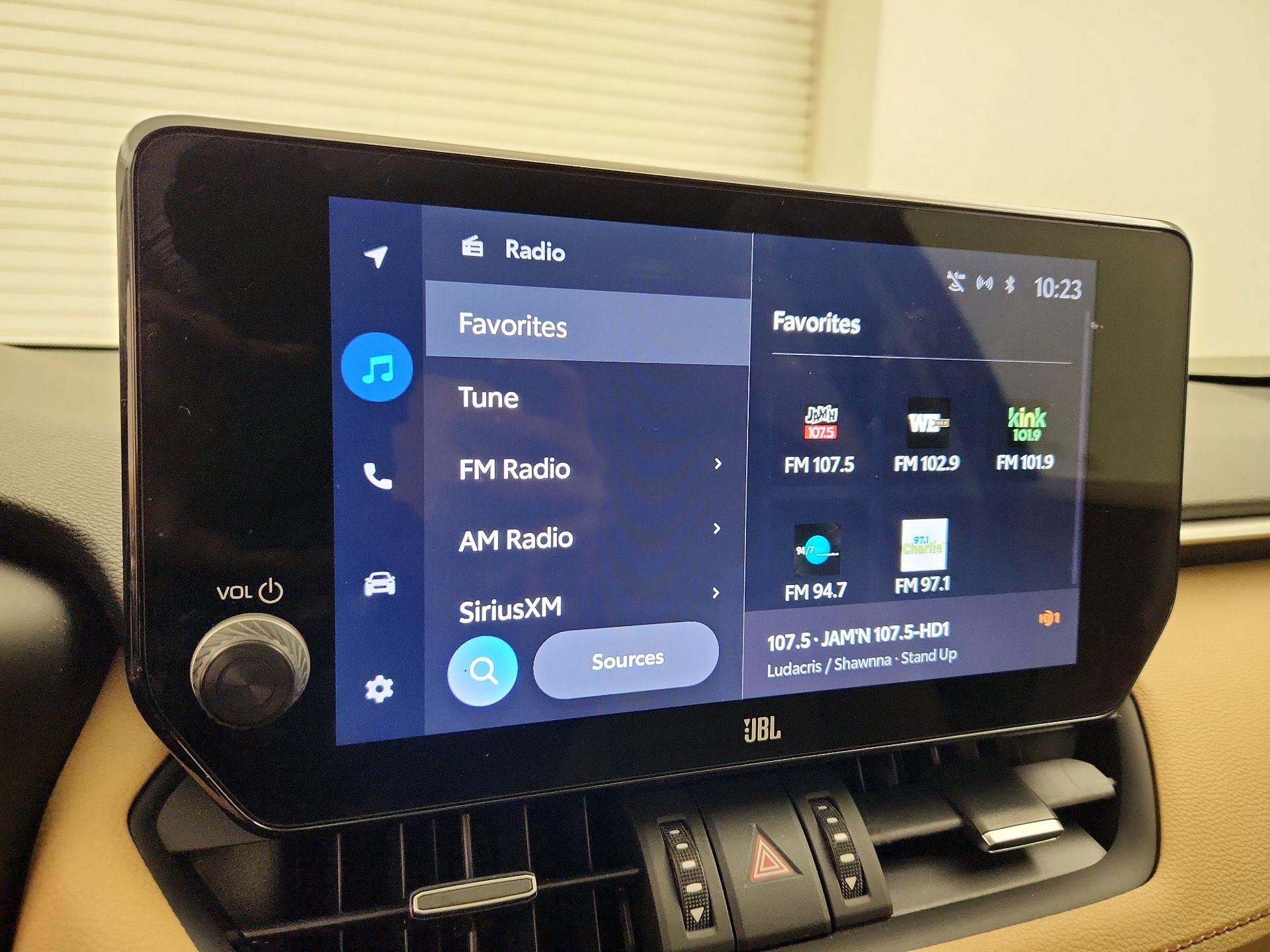 Thumbnail: 2025 Toyota RAV4 - 15