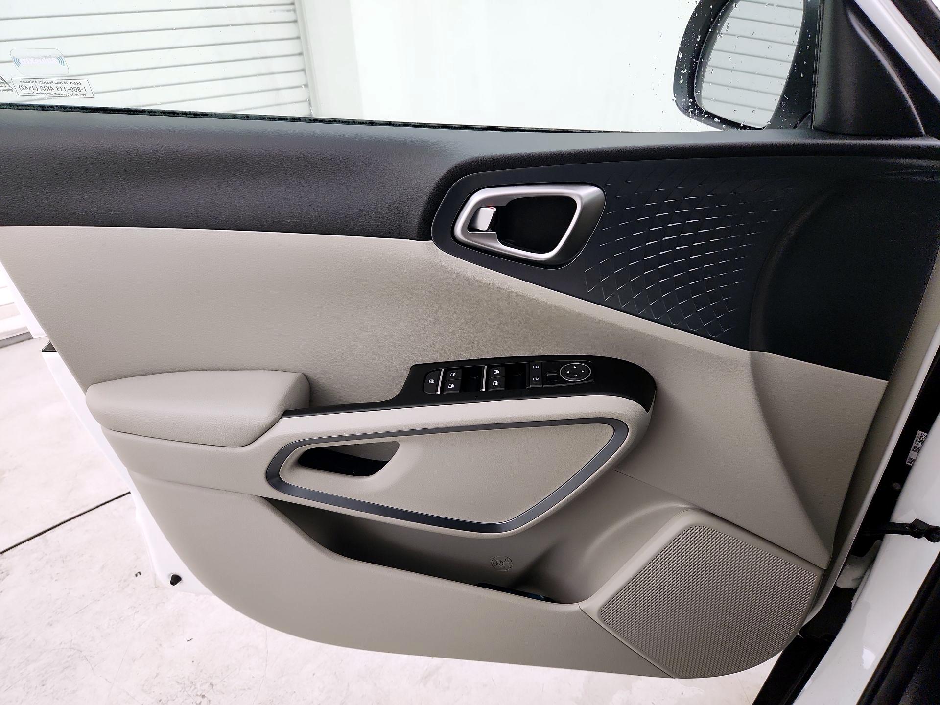 Thumbnail: 2025 Kia Soul - 12