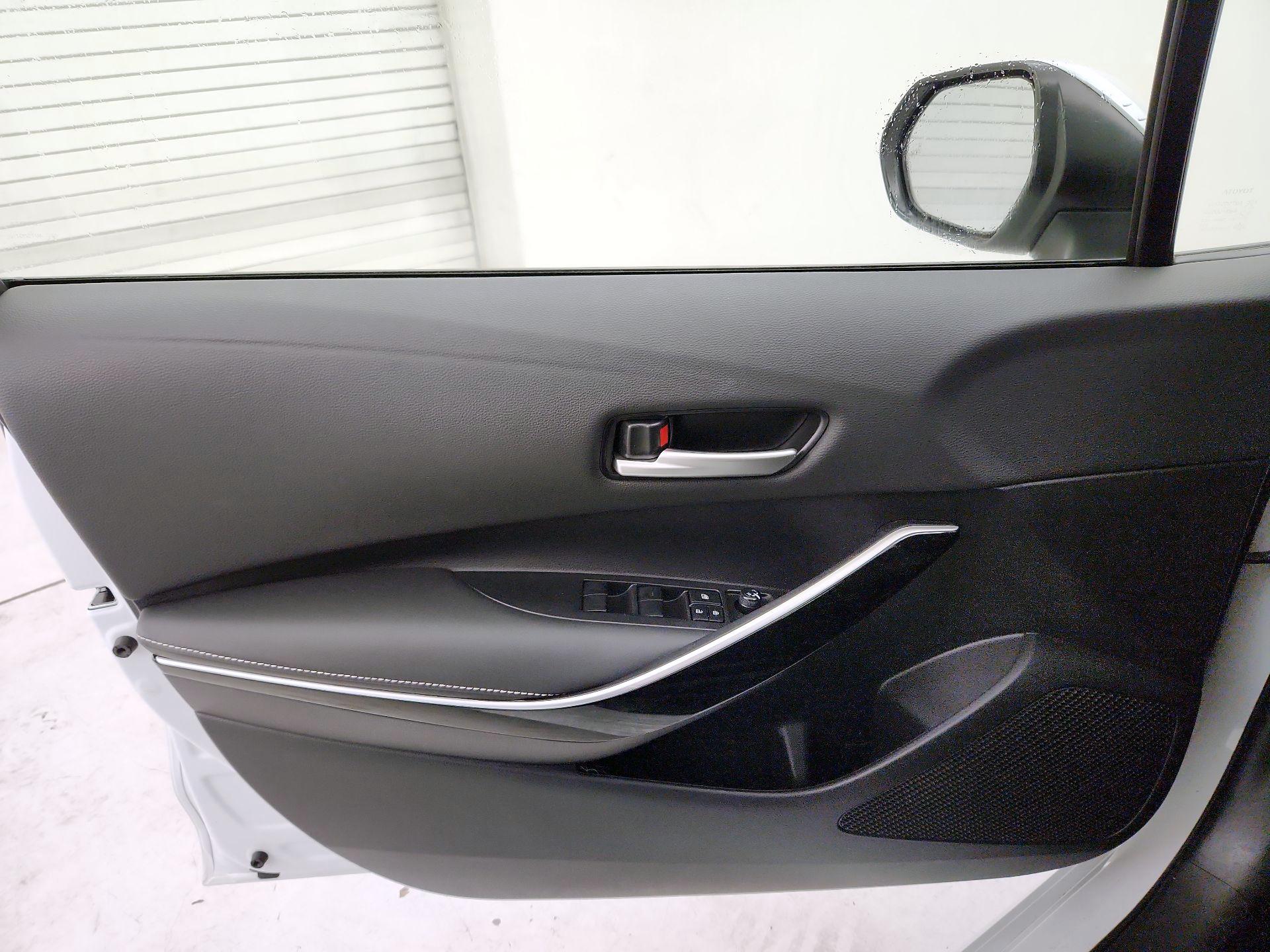 Thumbnail: 2024 Toyota Corolla - 12