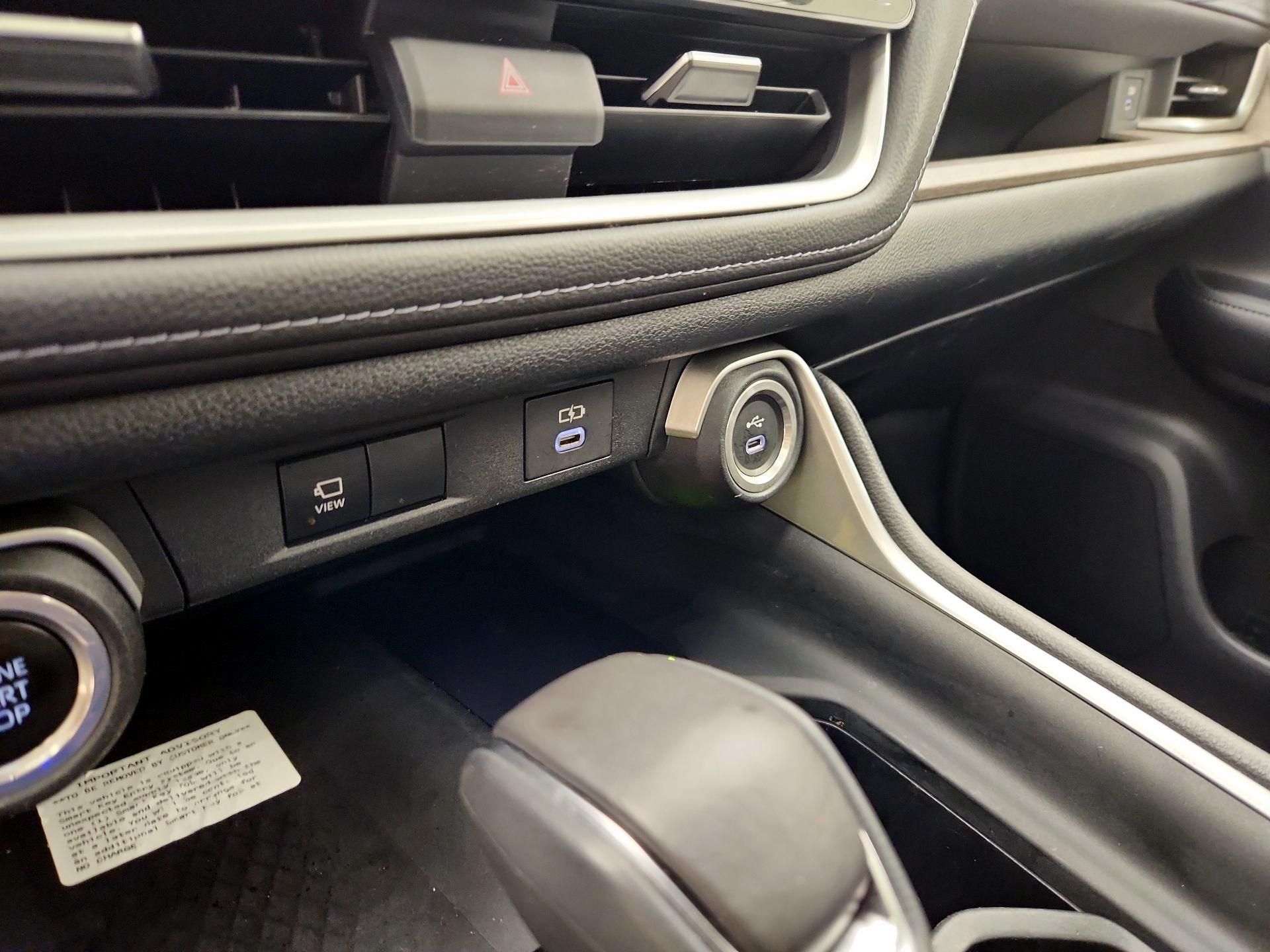 Thumbnail: 2024 Toyota Grand Highlander - 18