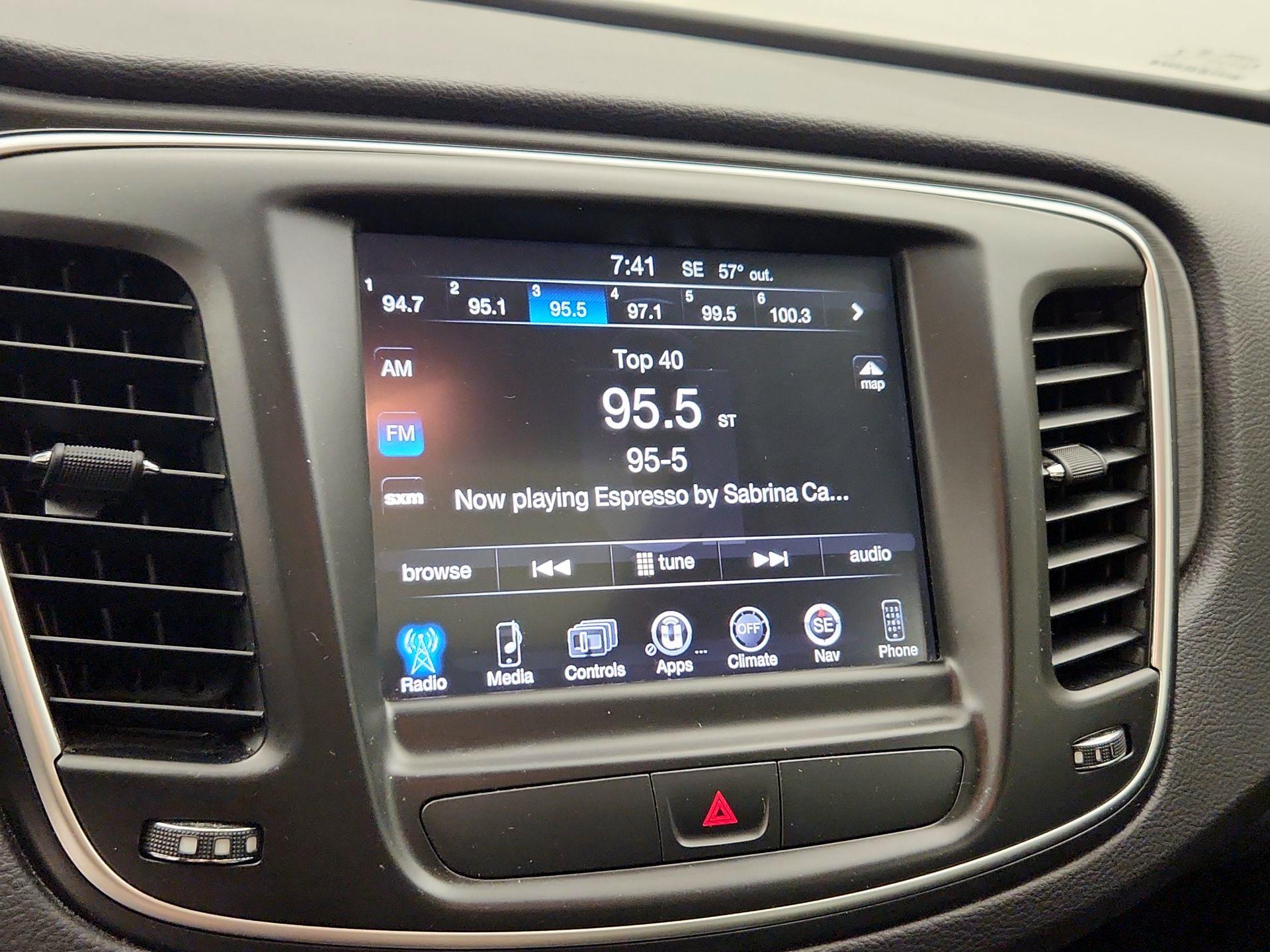 Thumbnail: 2016 Chrysler 200 - 16