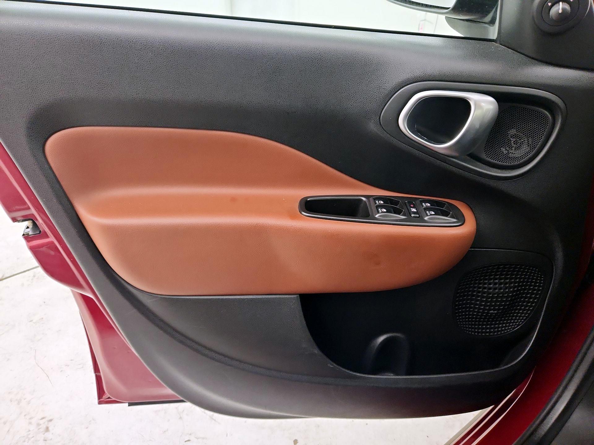 Thumbnail: 2016 Fiat 500L - 12