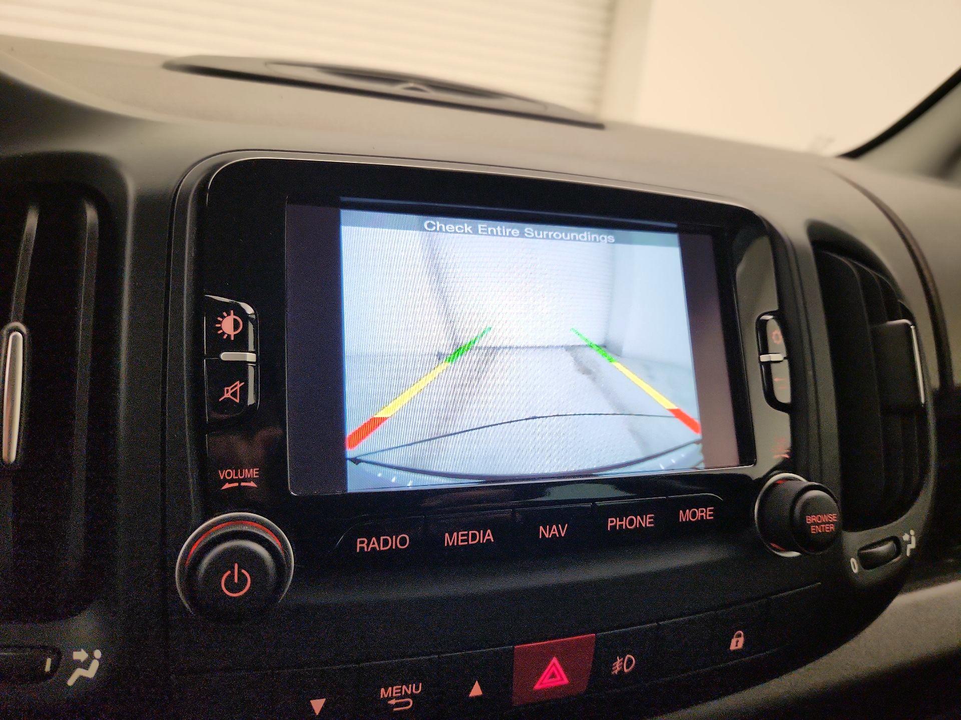 Thumbnail: 2016 Fiat 500L - 14