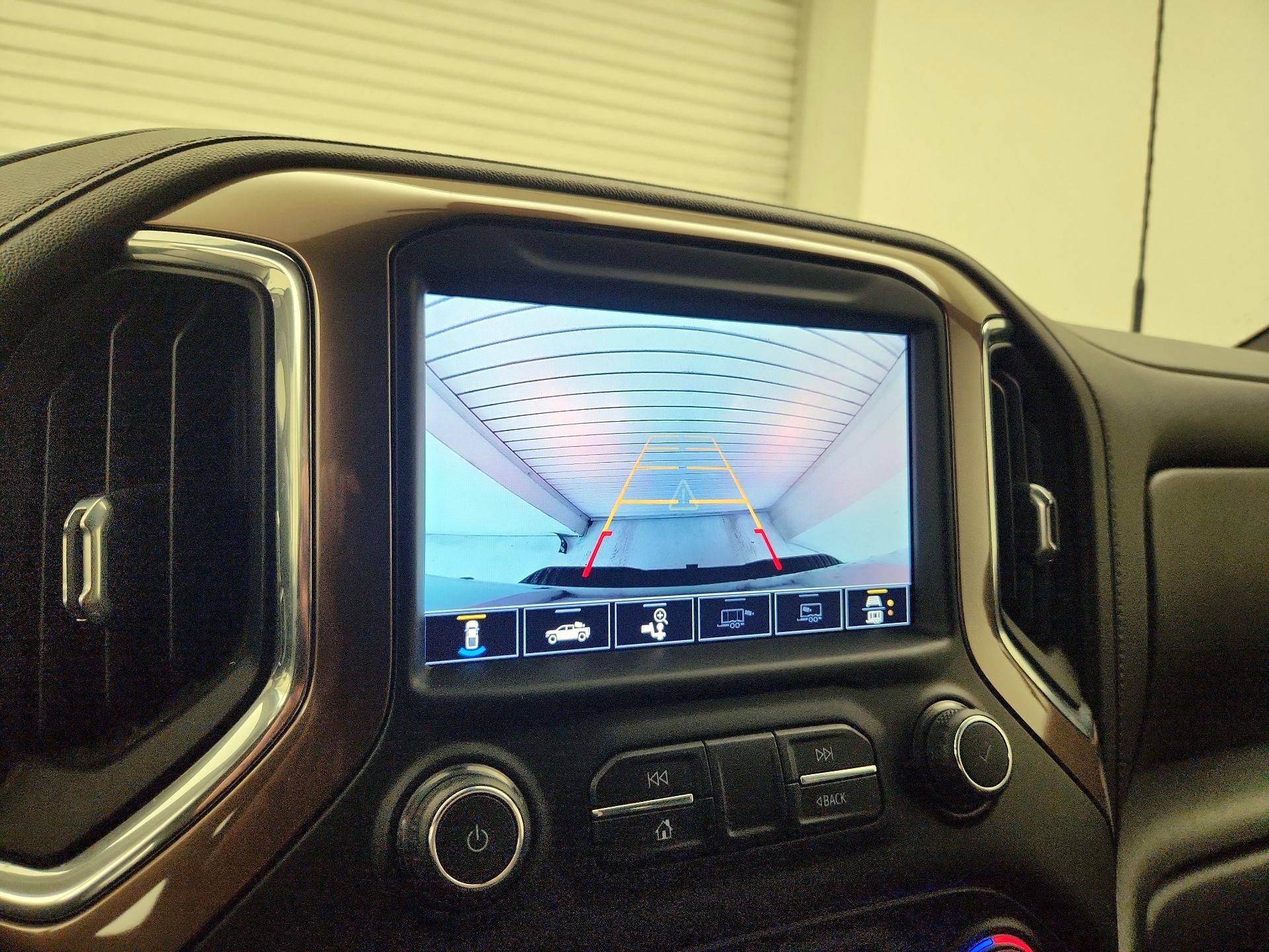 Thumbnail: 2020 Chevrolet Silverado 3500 - 15