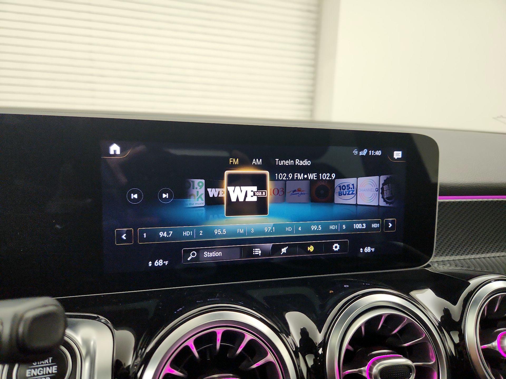 Thumbnail: 2021 Mercedes-Benz GLB - 16