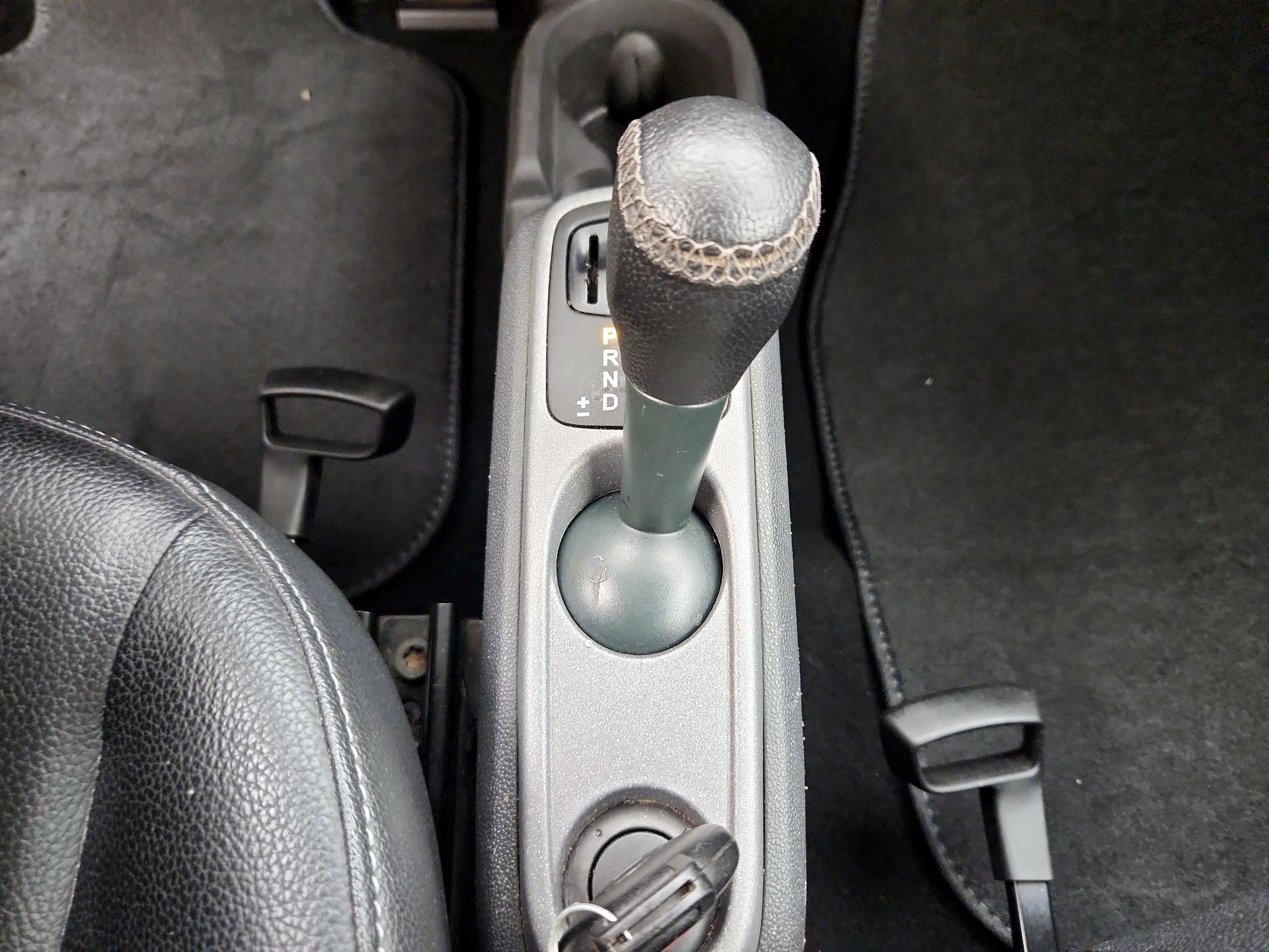 Thumbnail: 2015 smart fortwo - 15