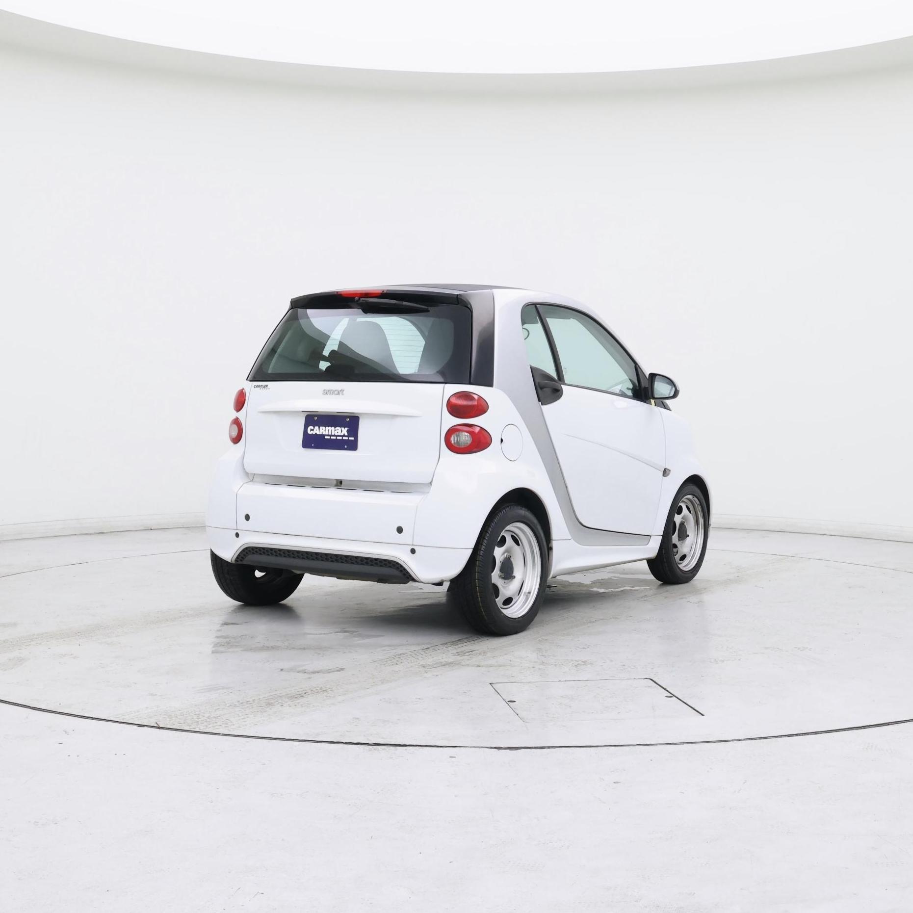 Thumbnail: 2015 smart fortwo - 8