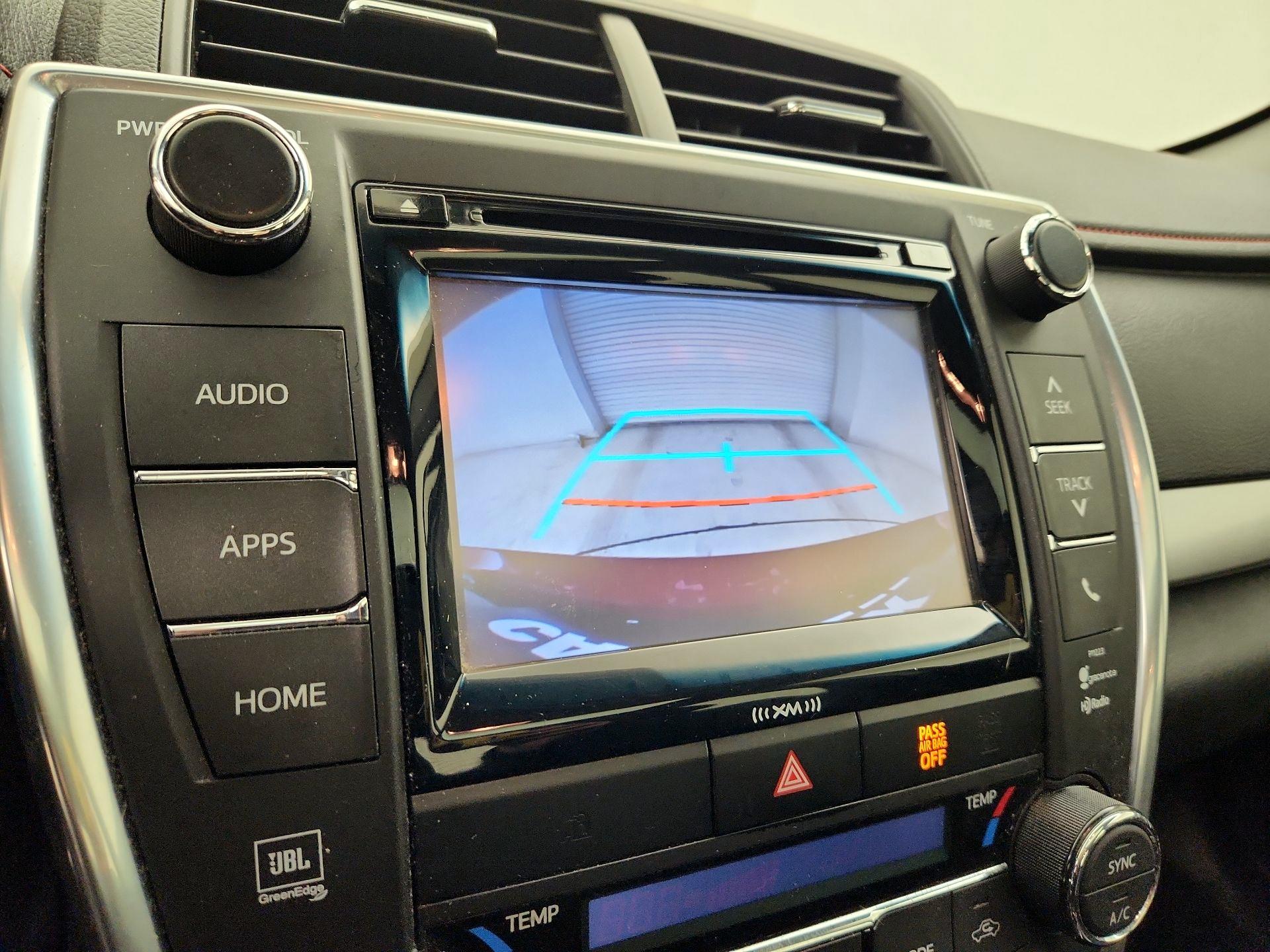 Thumbnail: 2017 Toyota Camry - 14