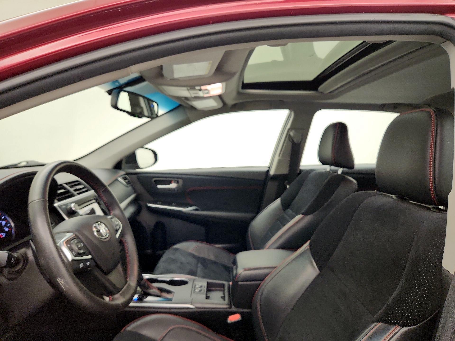 Thumbnail: 2017 Toyota Camry - 19