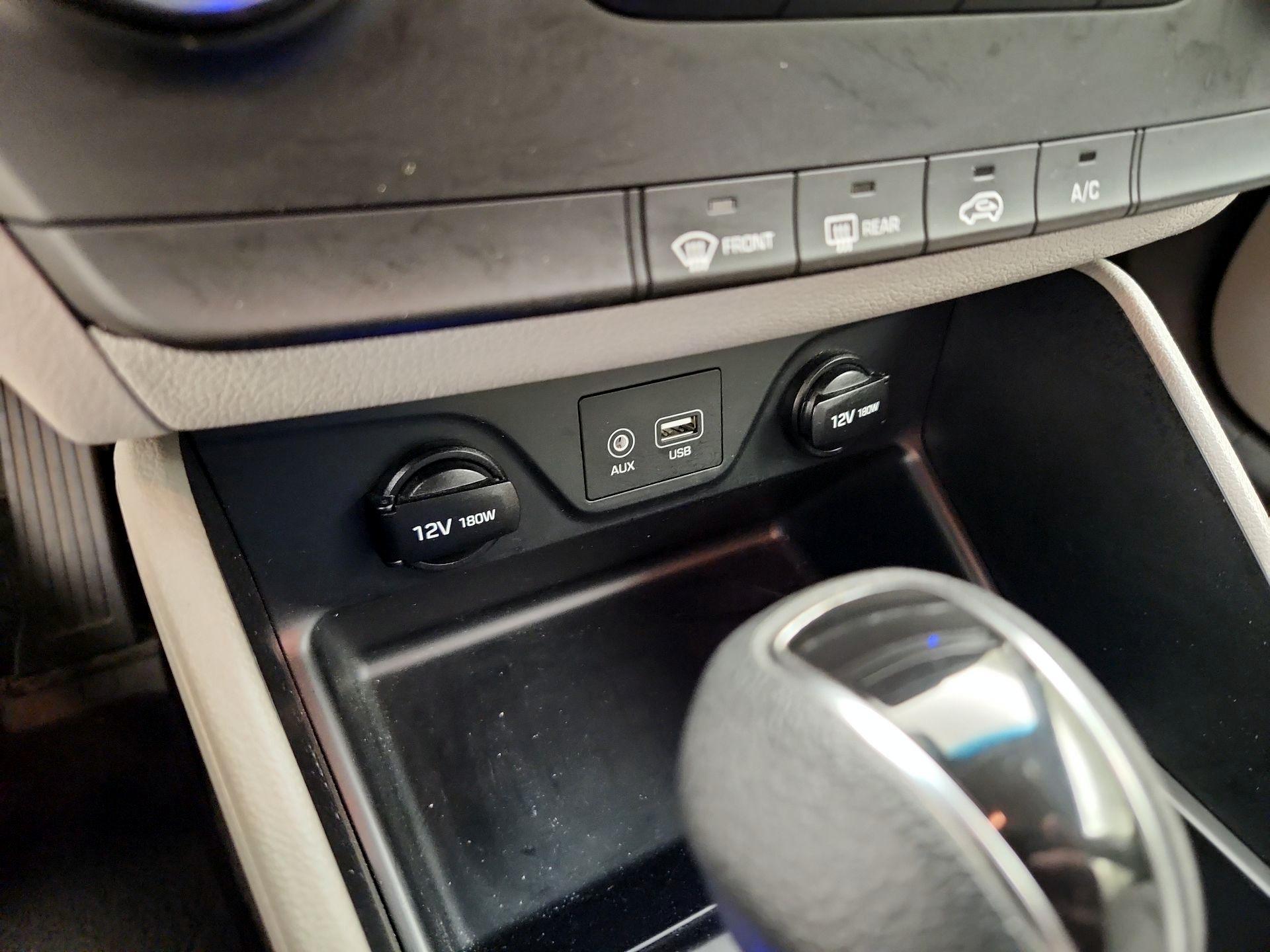 Thumbnail: 2019 Hyundai Tucson - 18